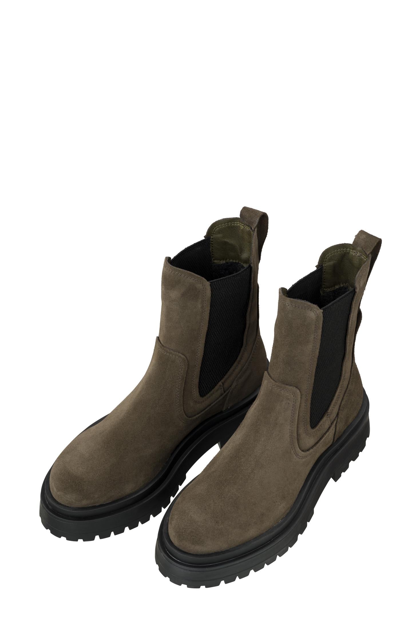 Chelsea boots in suede - Mulch Brown