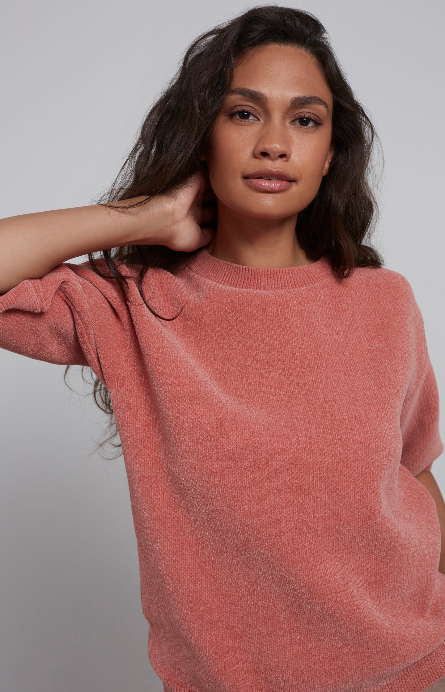 Chenille sweater with round neck and half long sleeves