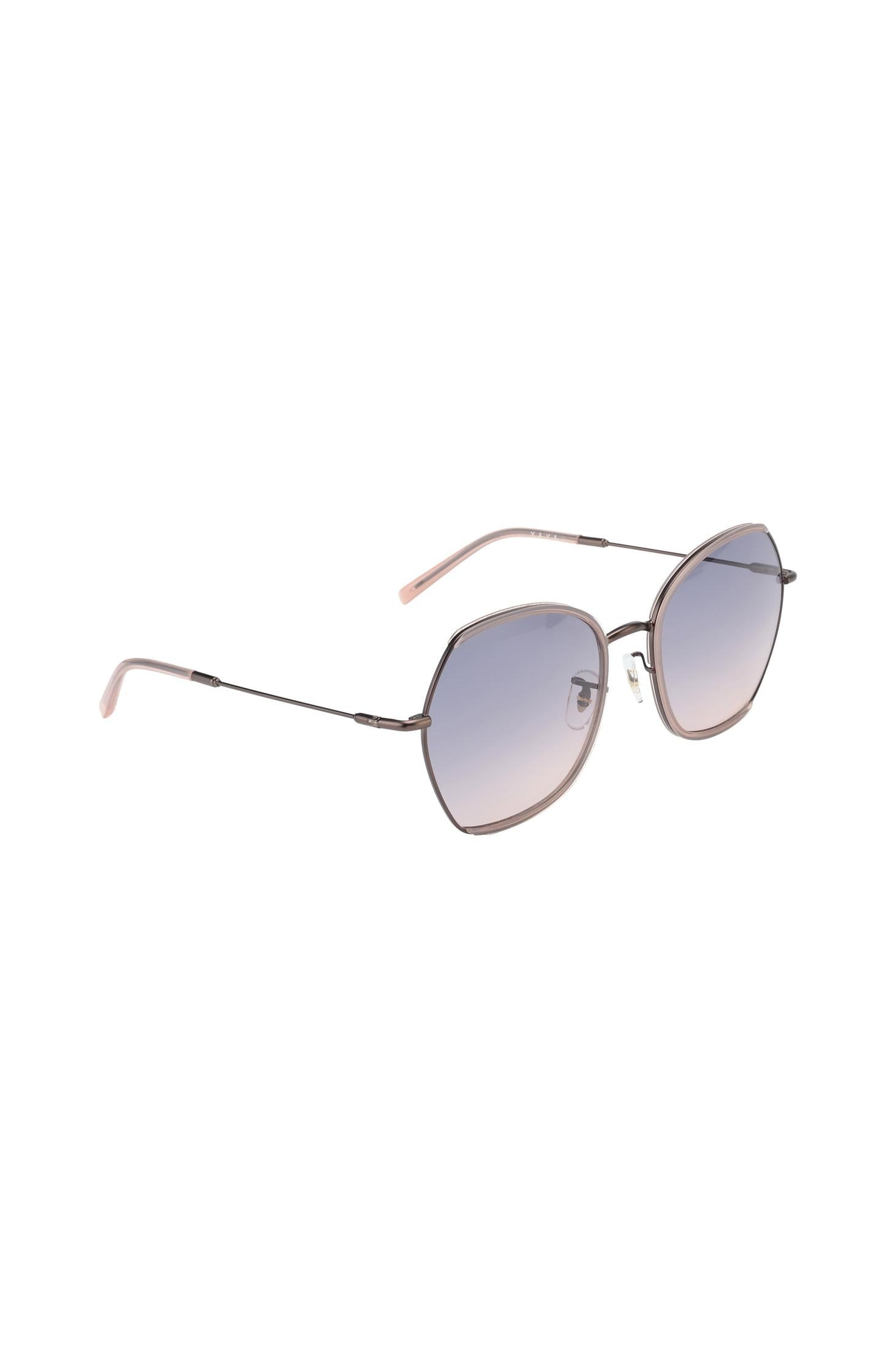 Chloe sunglasses in retro design with colored lens