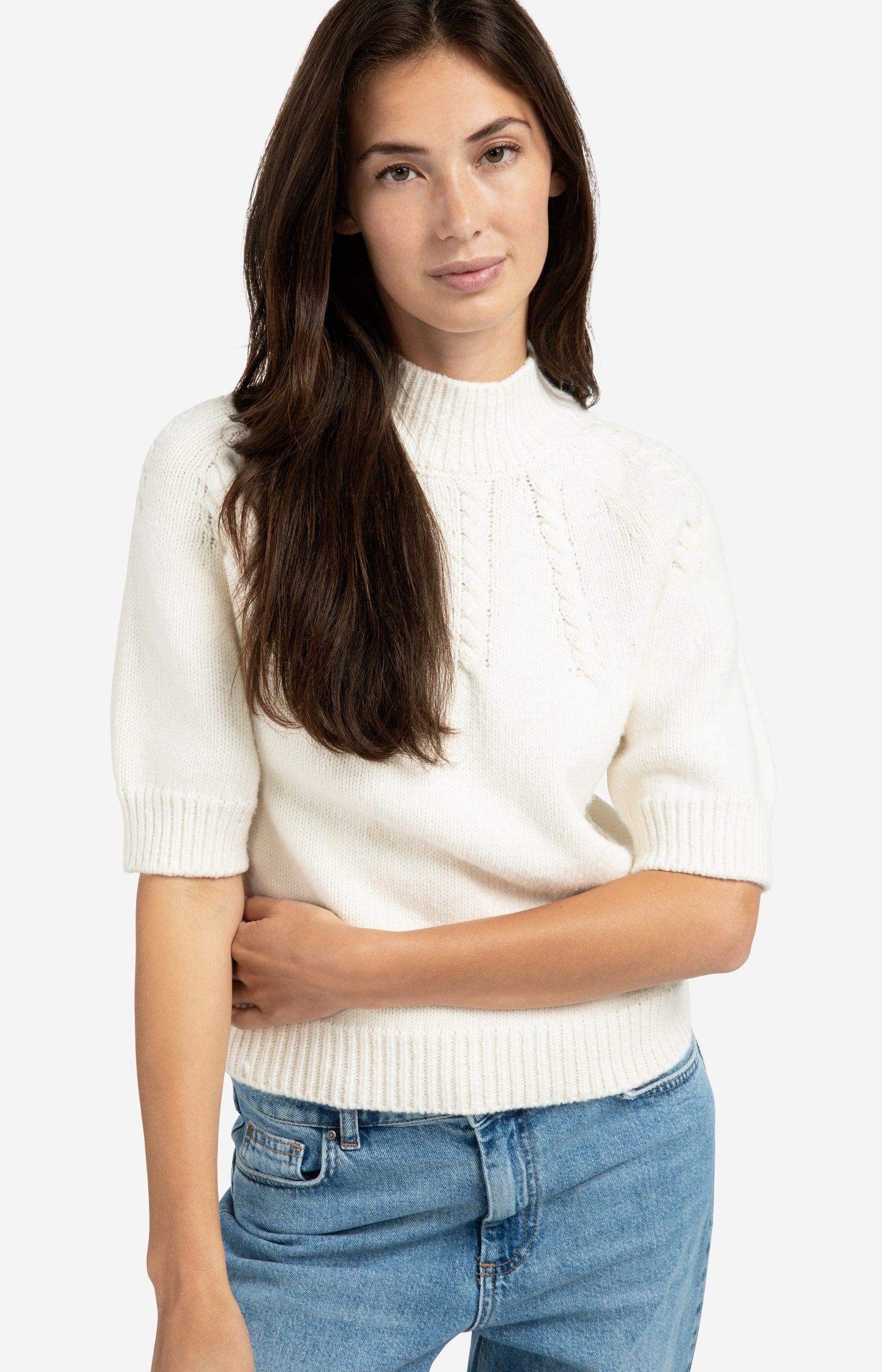 Chunky knit sweater with cable details and mid sleeves
