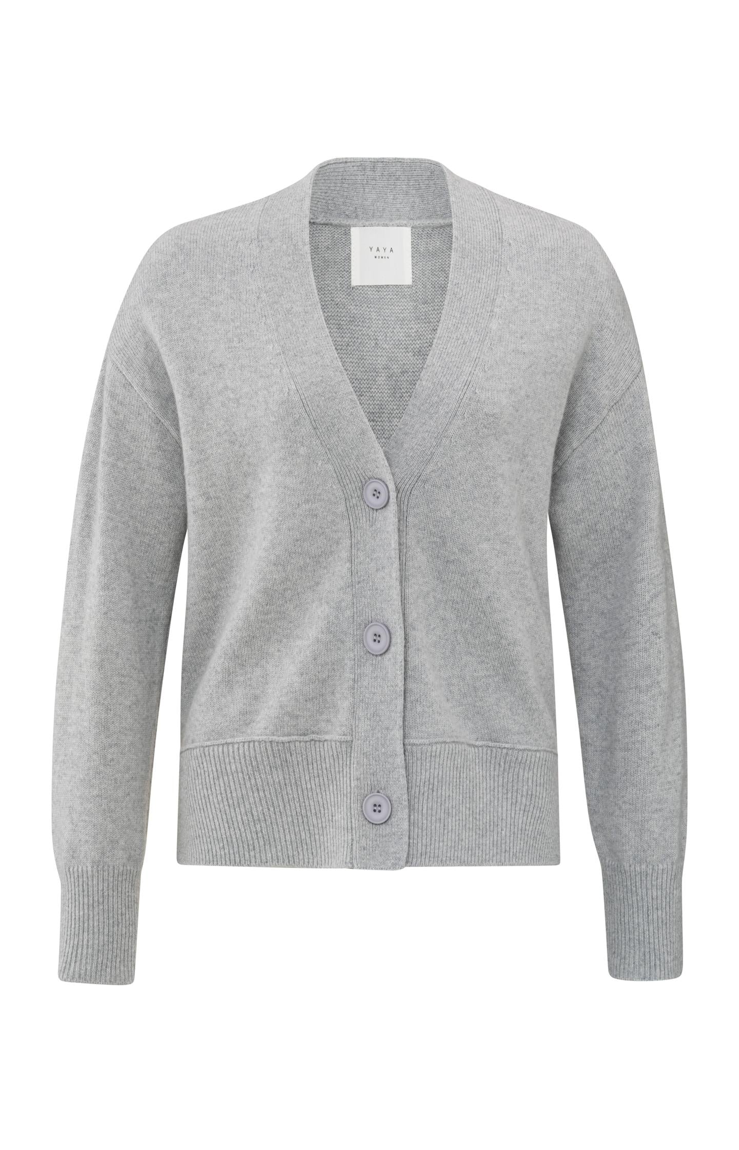 Classic cardigan with long sleeves, V-neck and buttons - Type: product