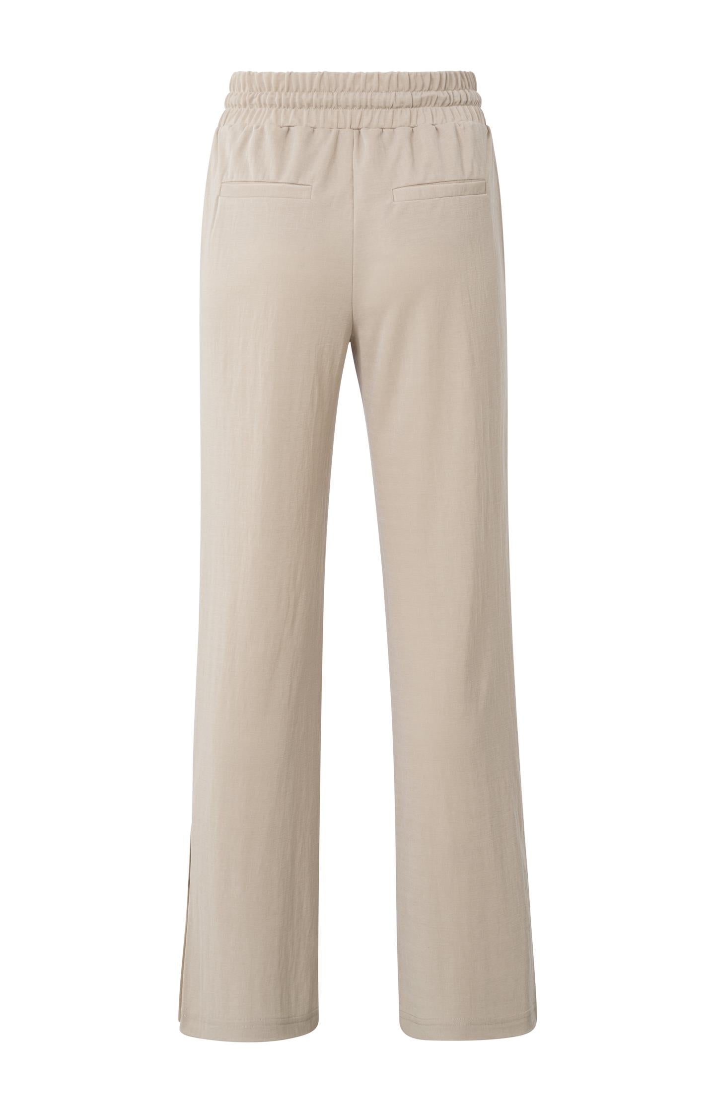 Comfortable trousers with elastic waistband and buttons