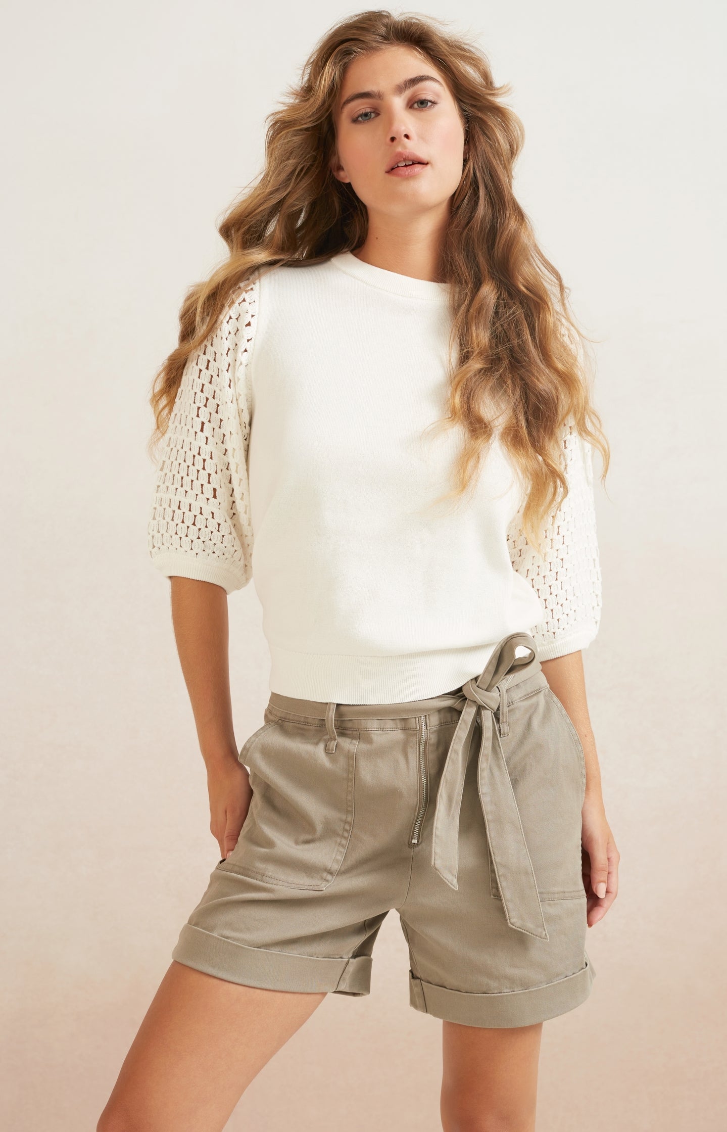 Cotton sweater with crewneck and half long detailed sleeves - Type: lookbook