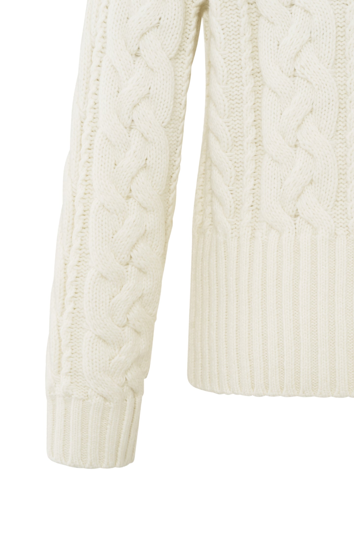 Cream-colored cable sweater with round neck and long sleeves