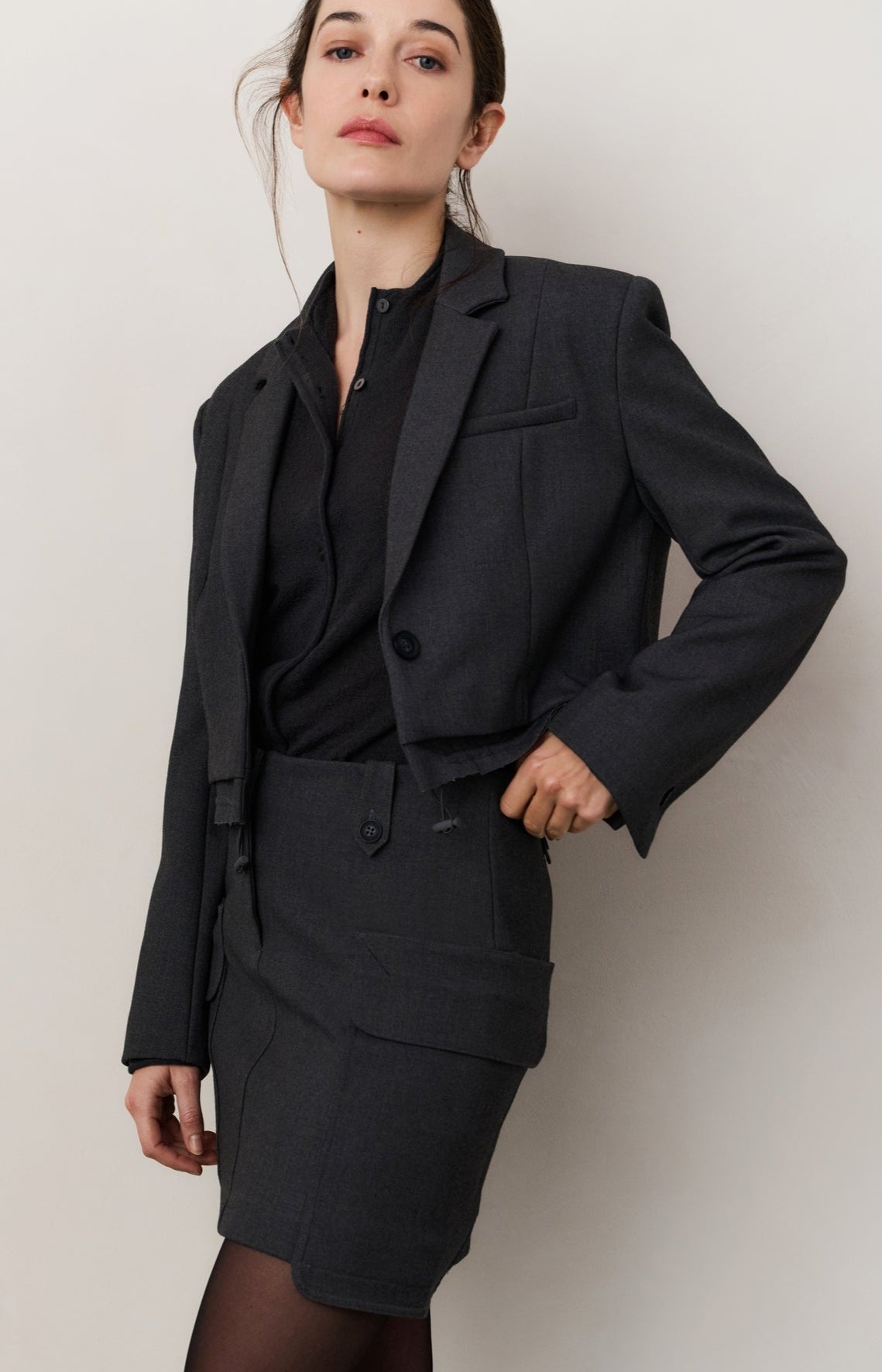 Cropped blazer with drawstring hem - Type: lookbook