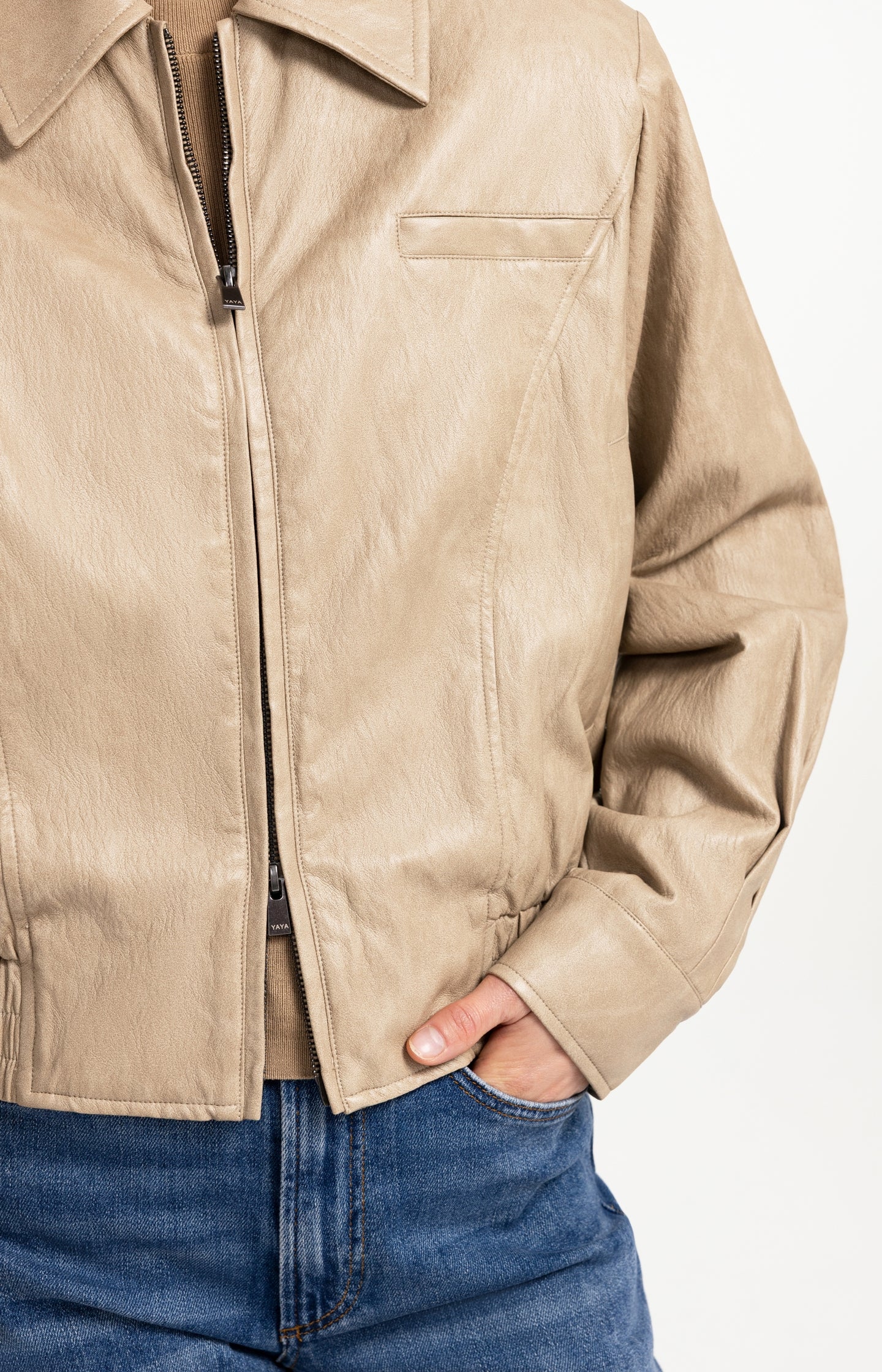 Cropped faux leather jacket