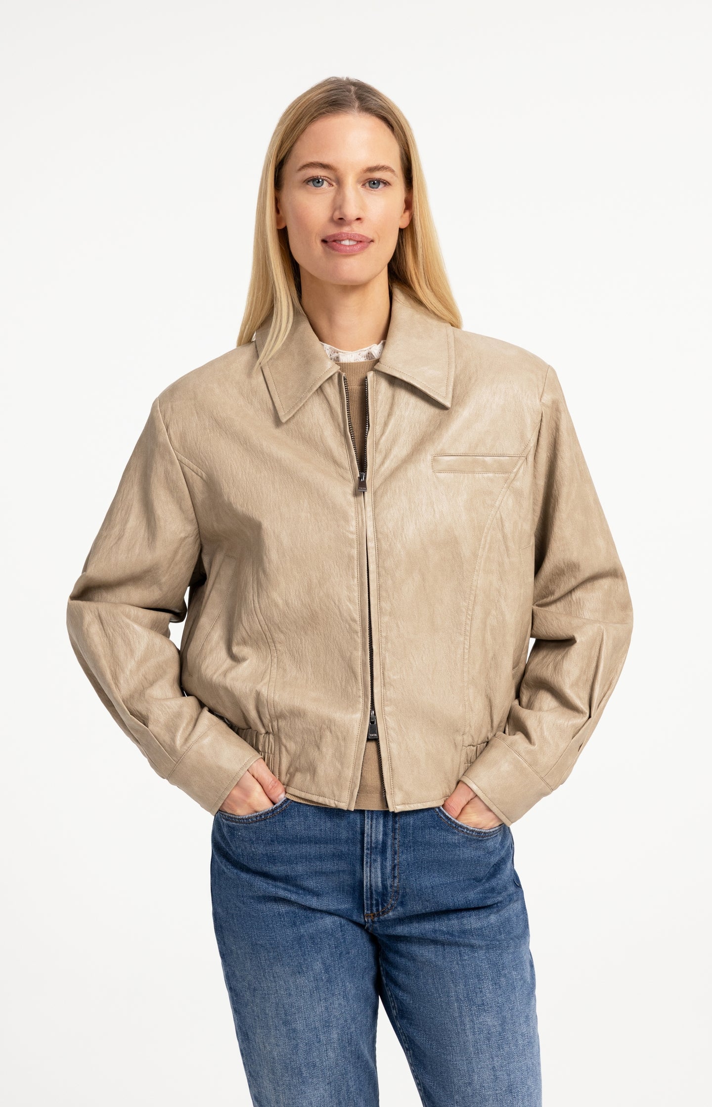 Cropped faux leather jacket