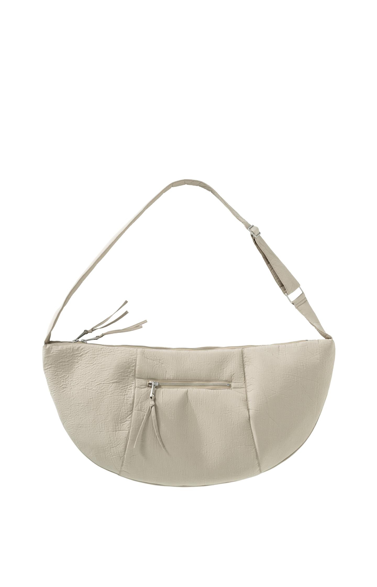 Crossbody bag with zip