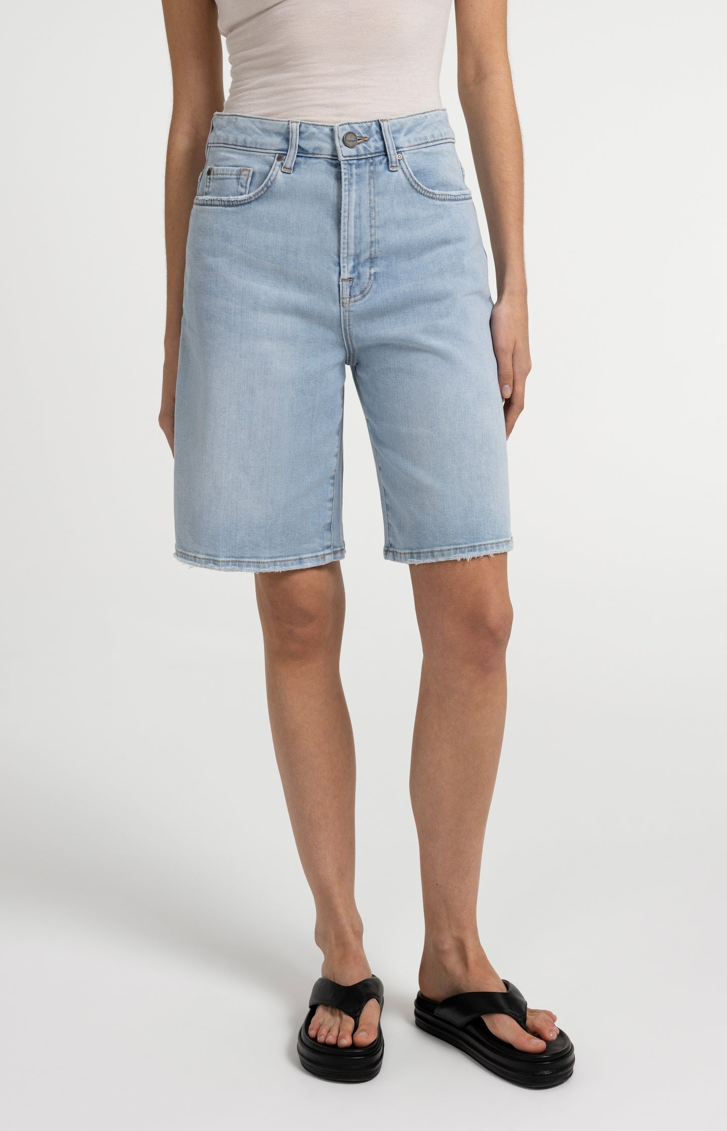 Denim bermuda shorts with regular fit