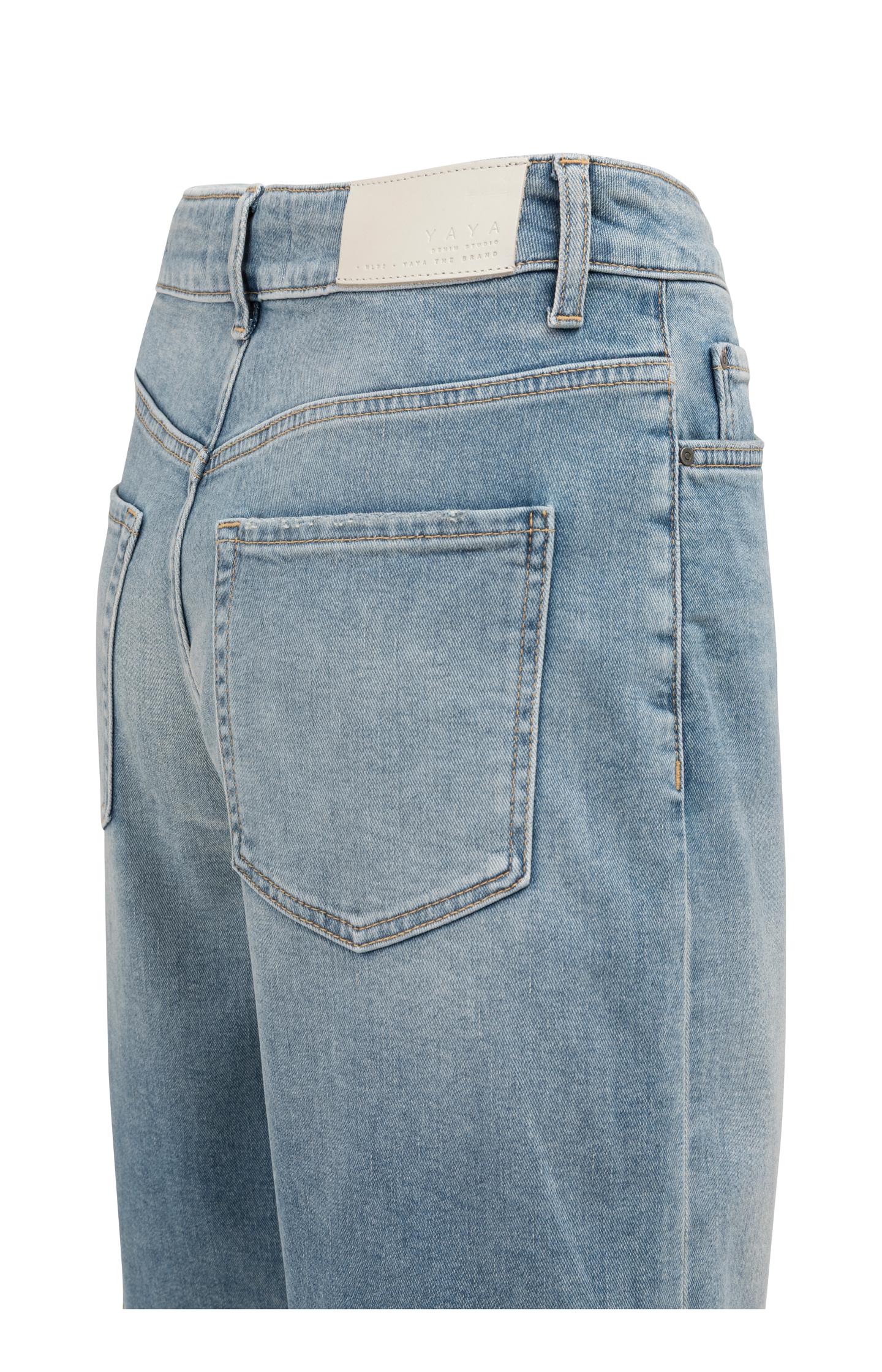 Denim bermuda shorts with regular fit