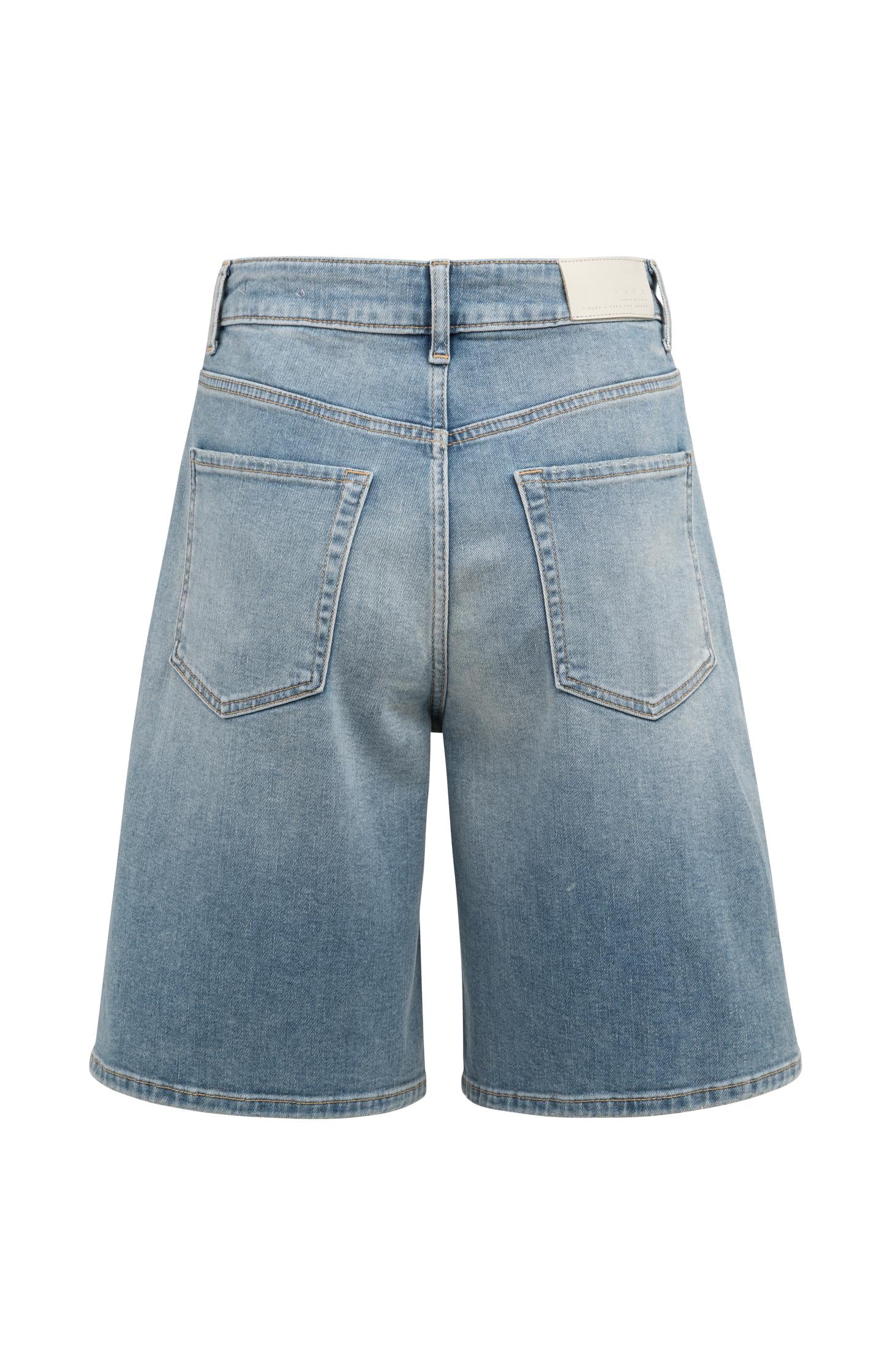 Denim bermuda shorts with regular fit