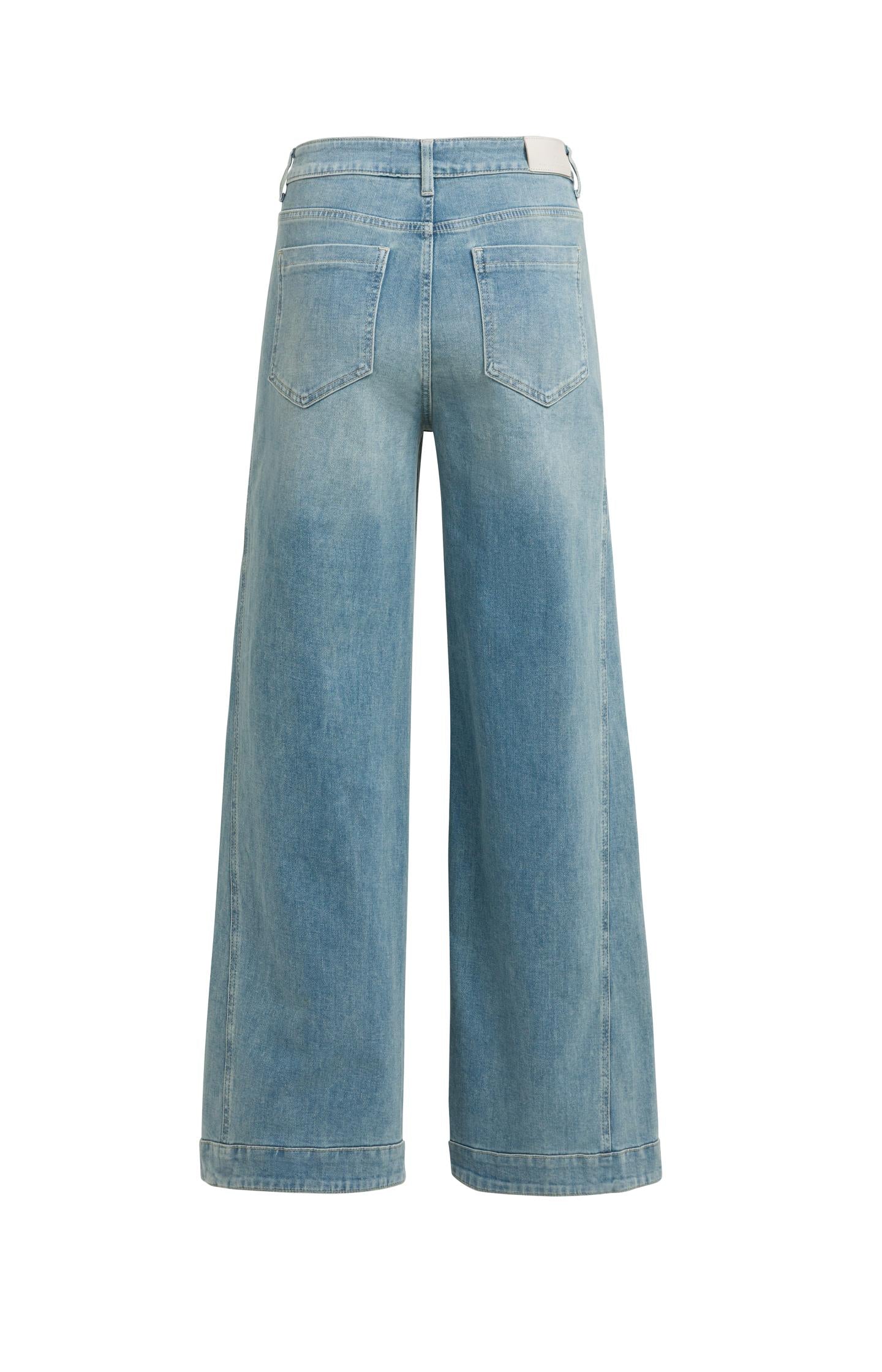 Denim jeans with wide legs and seam details (L32)