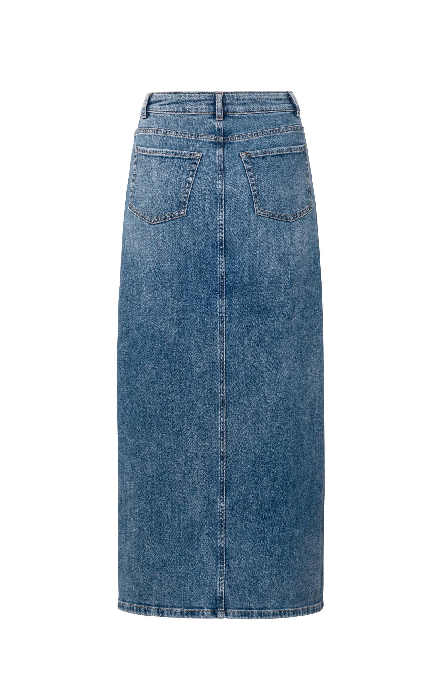 Denim maxi skirt with side pockets, slit and zip fly