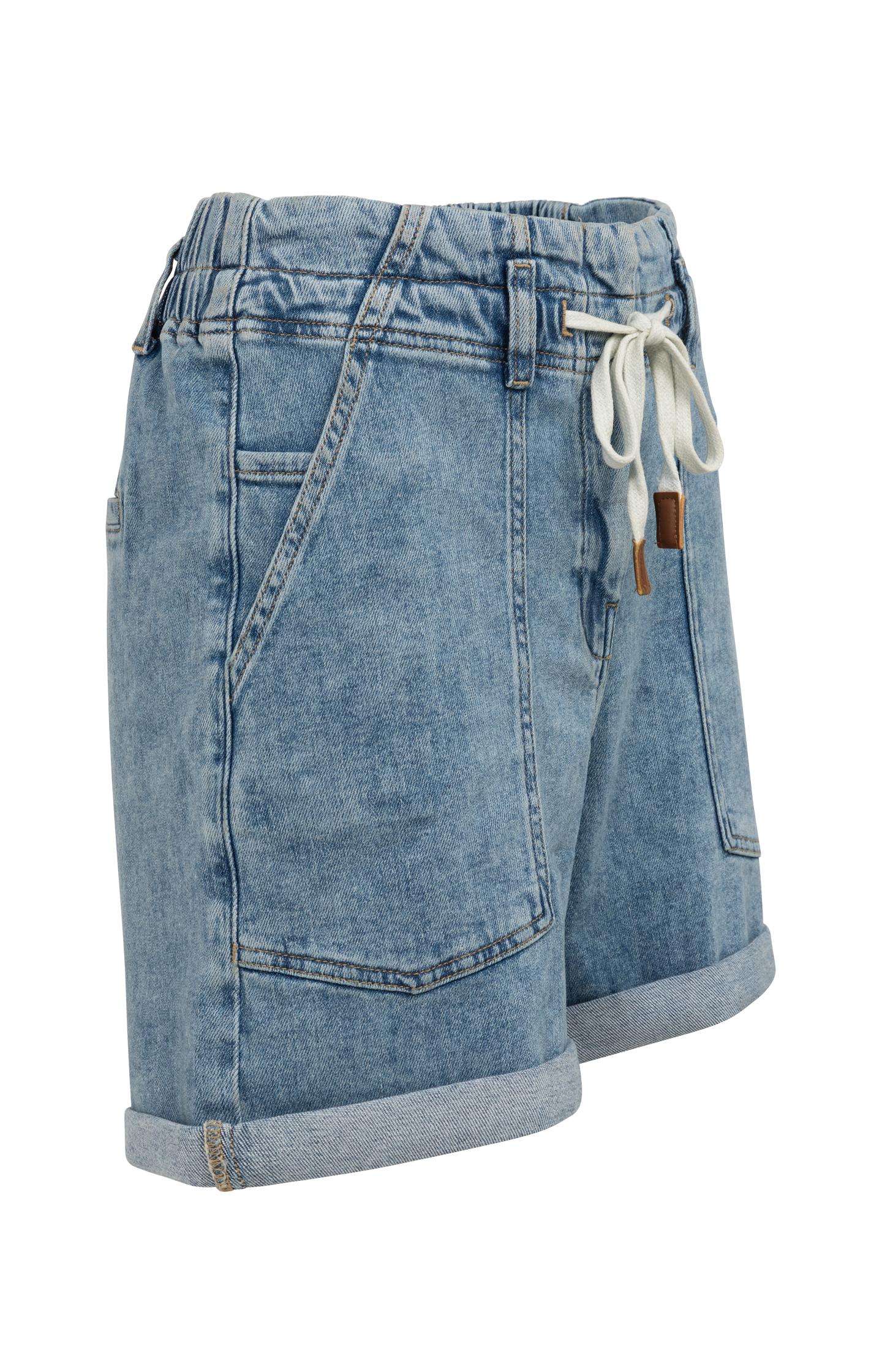 Denim shorts met koordsluiting en opgestikte zakken