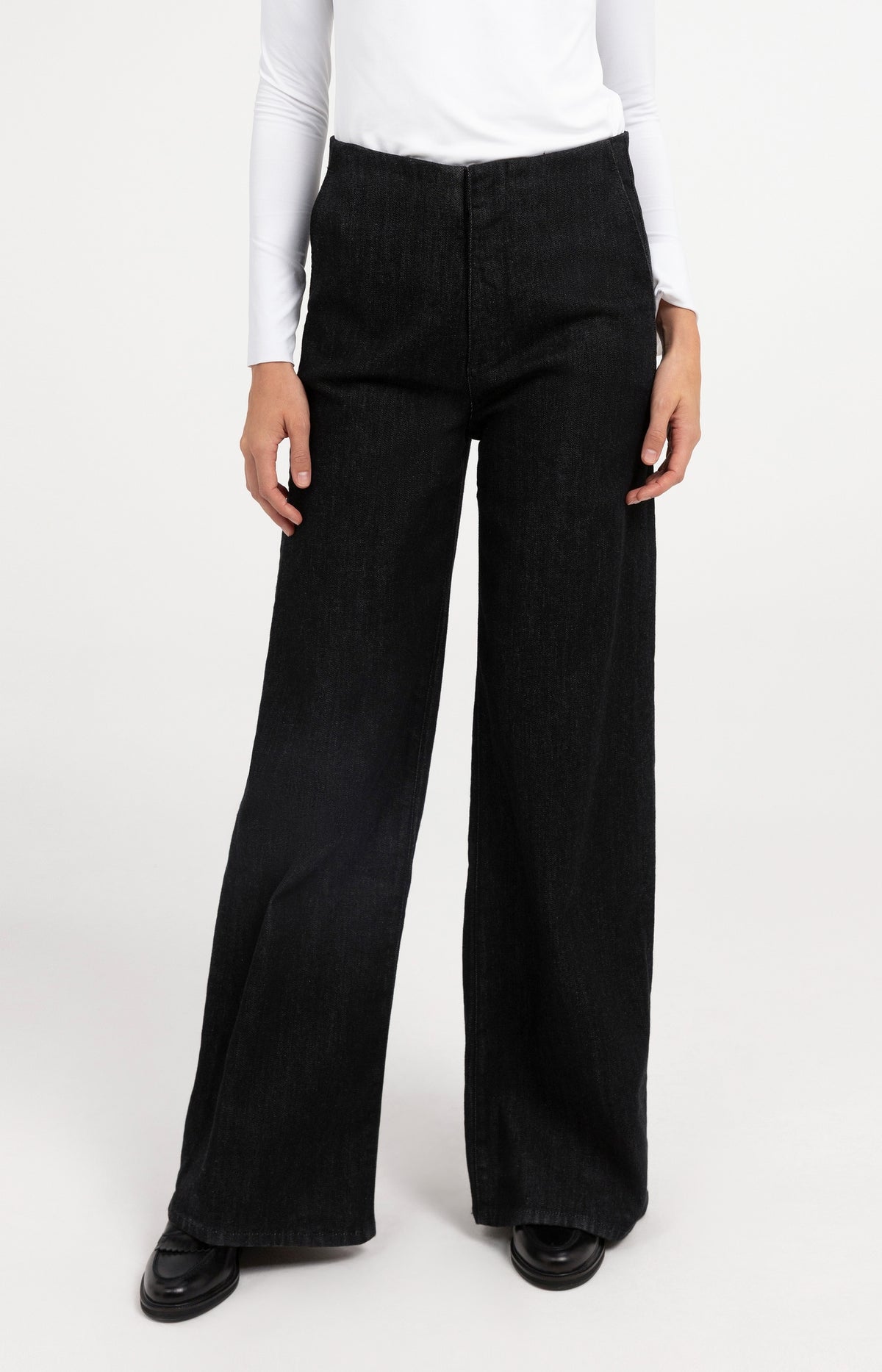 Denim trousers with wide legs