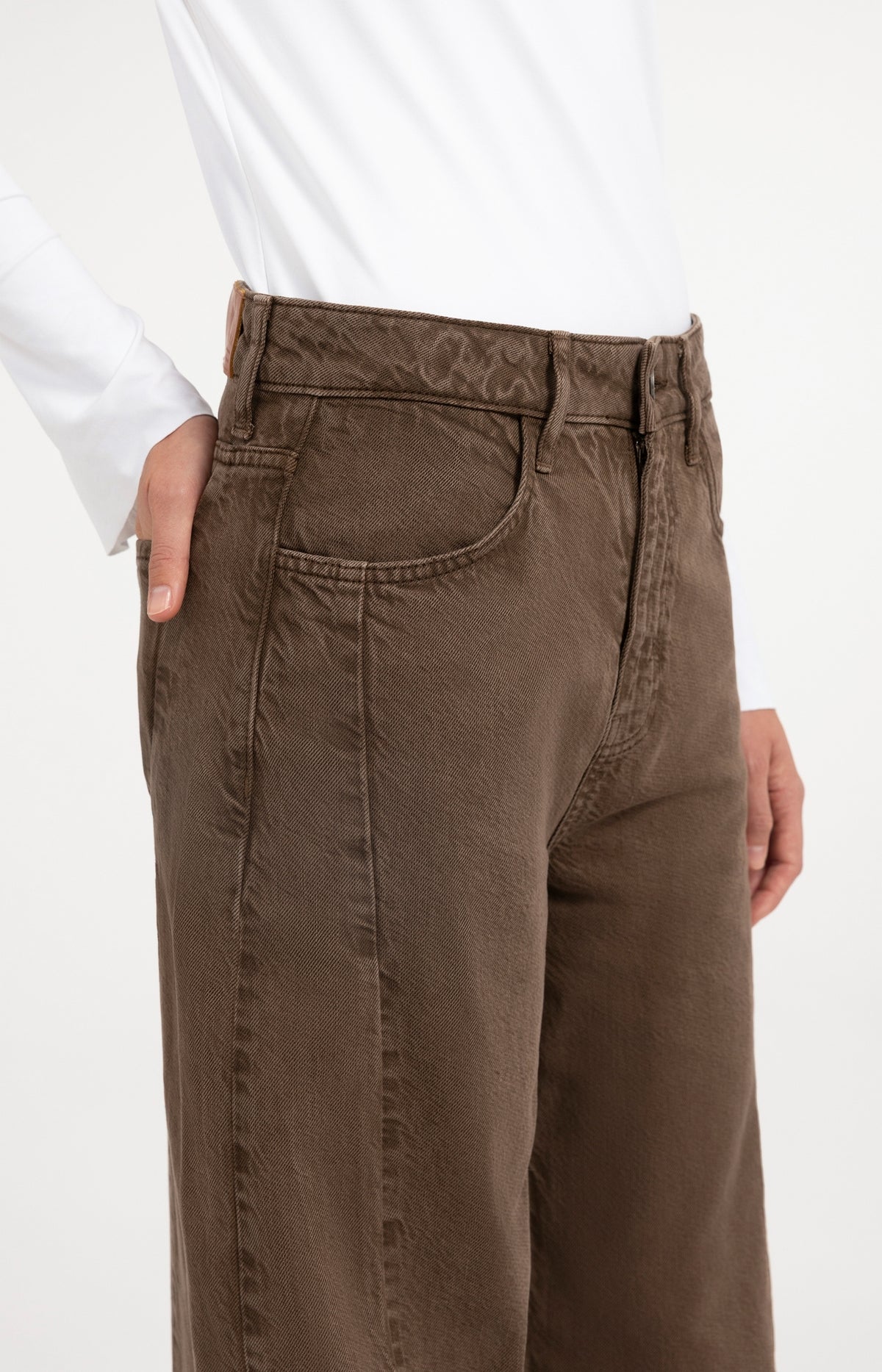 Denim with high waist and wide legs - L32 - Cocoa Brown