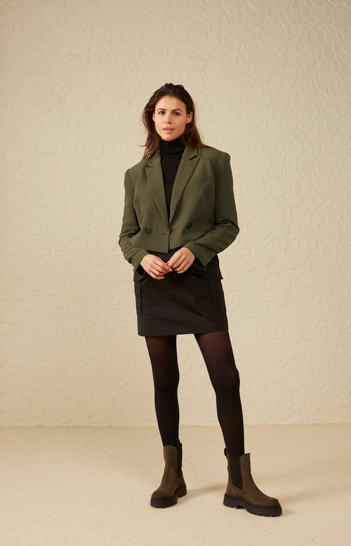 Double breasted blazer with long sleeves in cropped fit - Dark Army Green - Type: lookbook