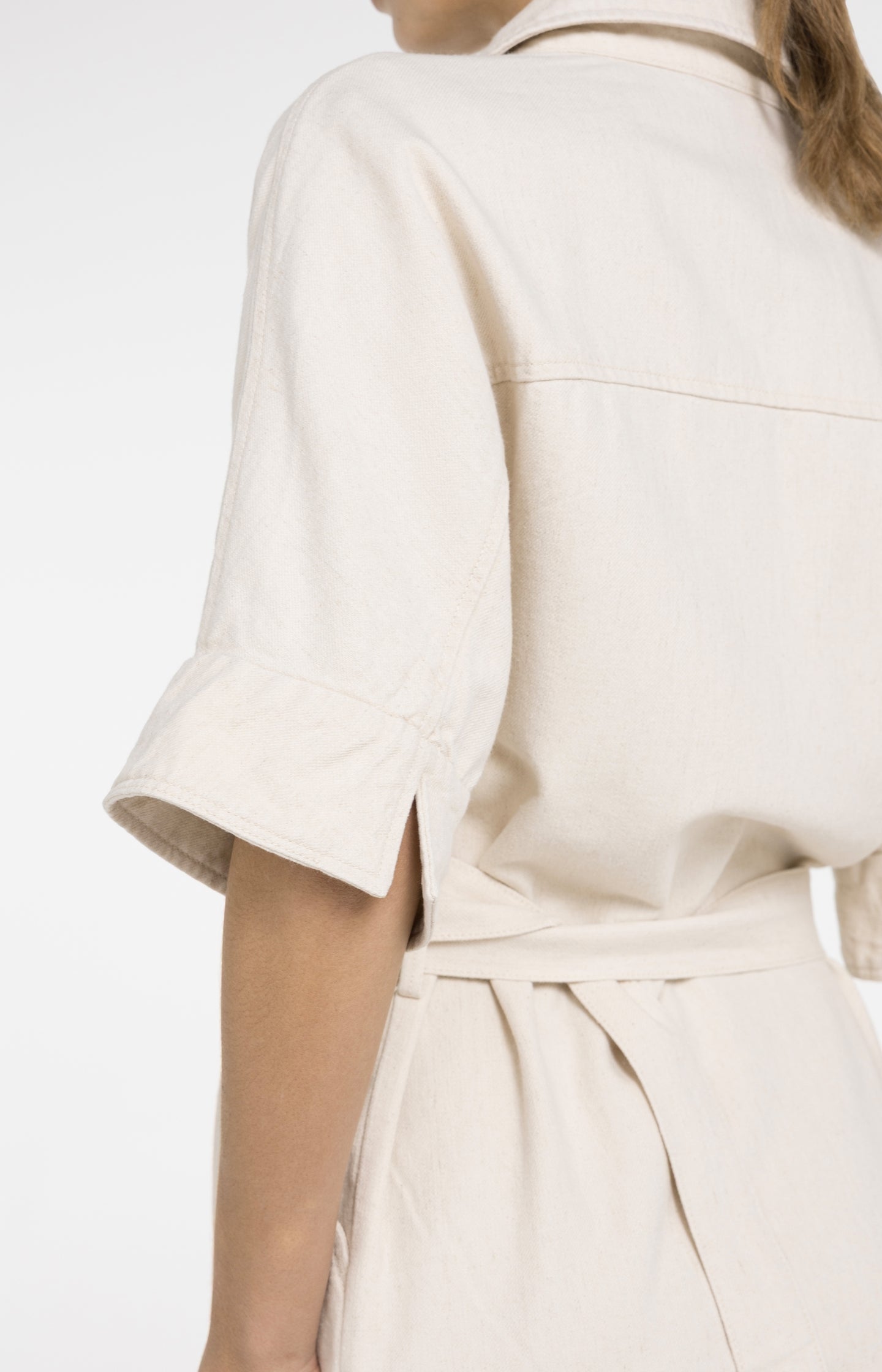 Dress with denim look and belt