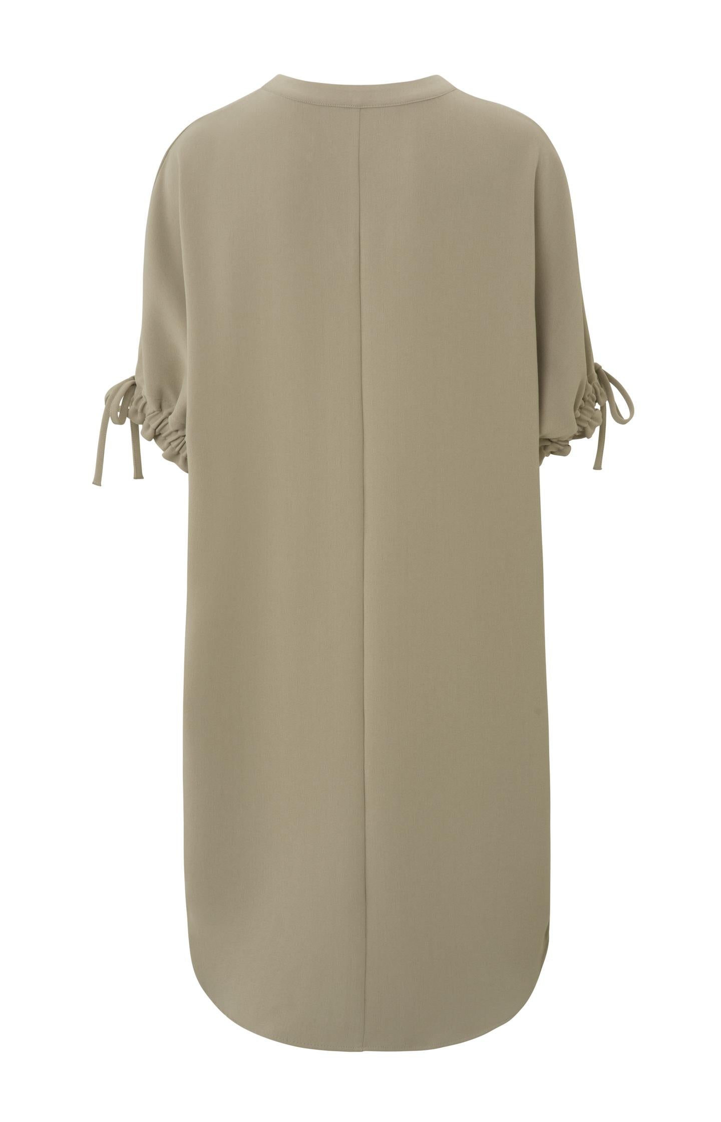 Dress with V-neck, mid-length sleeves and pleated detail