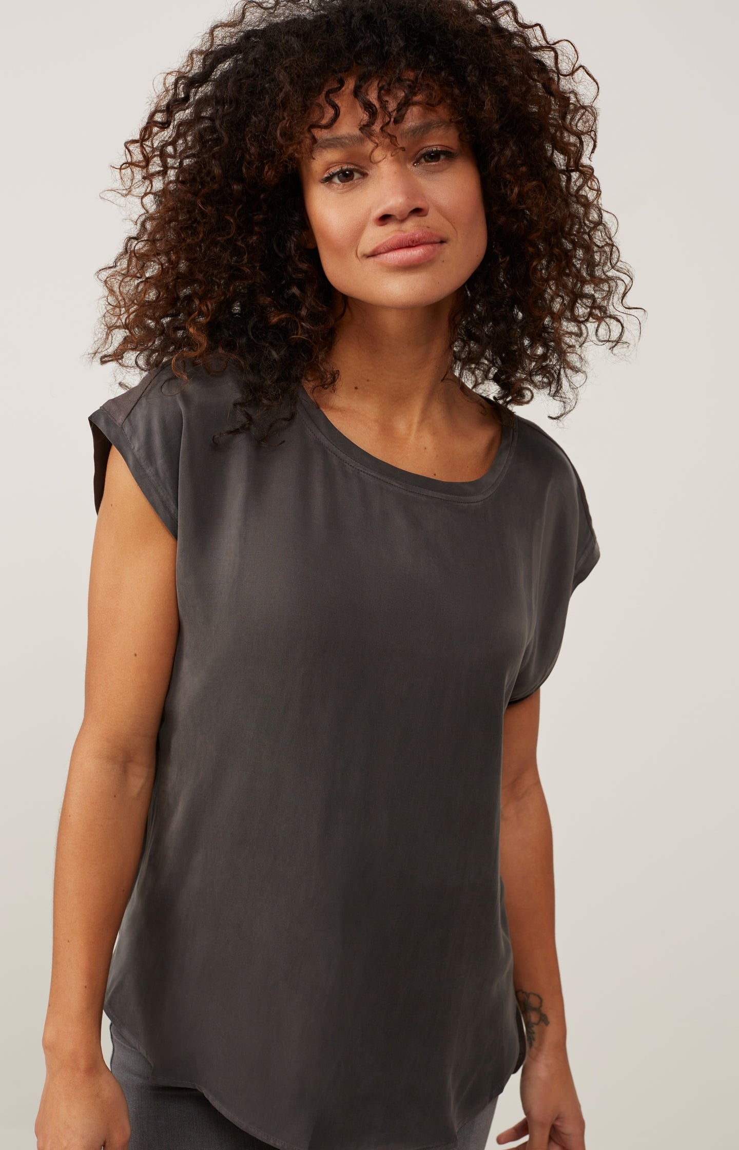 Fabric mix top sleeveless - Pirate Black - Type: lookbook