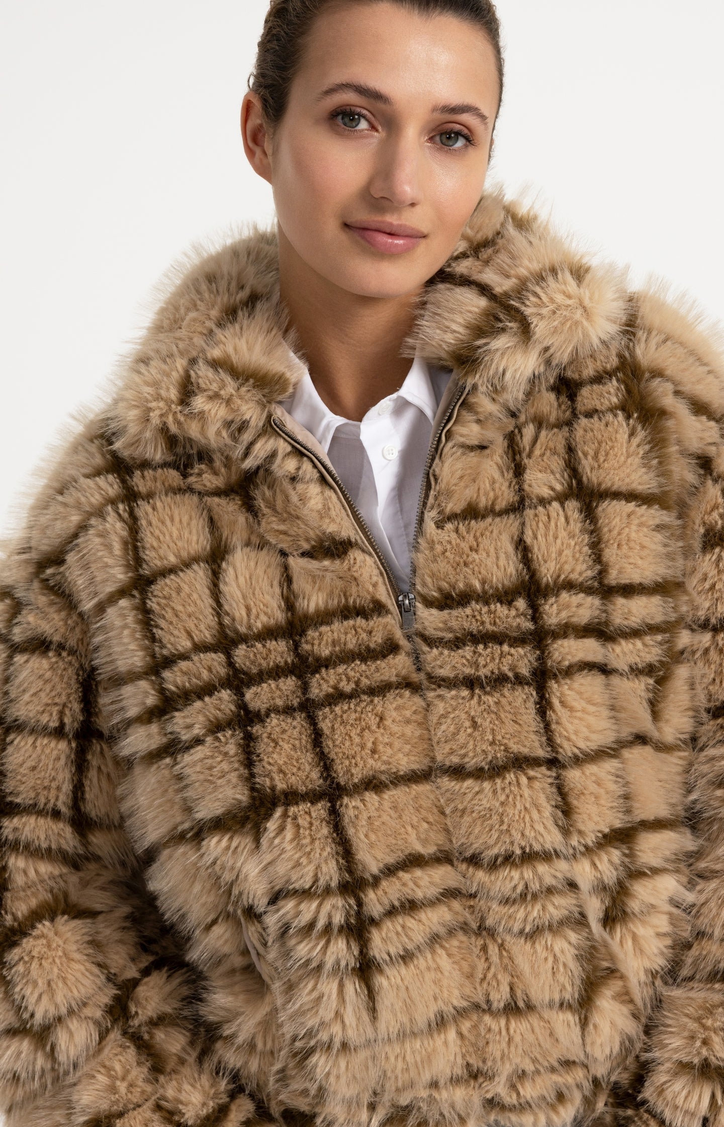 Faux fur jacket with collar and check pattern