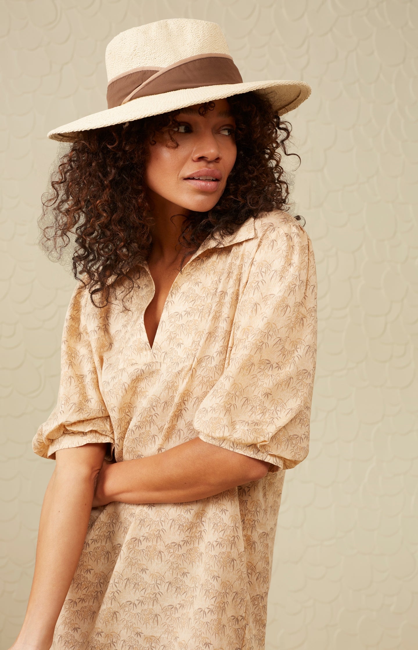 Fedora hat with two-tone band - Cement Beige - Type: lookbook