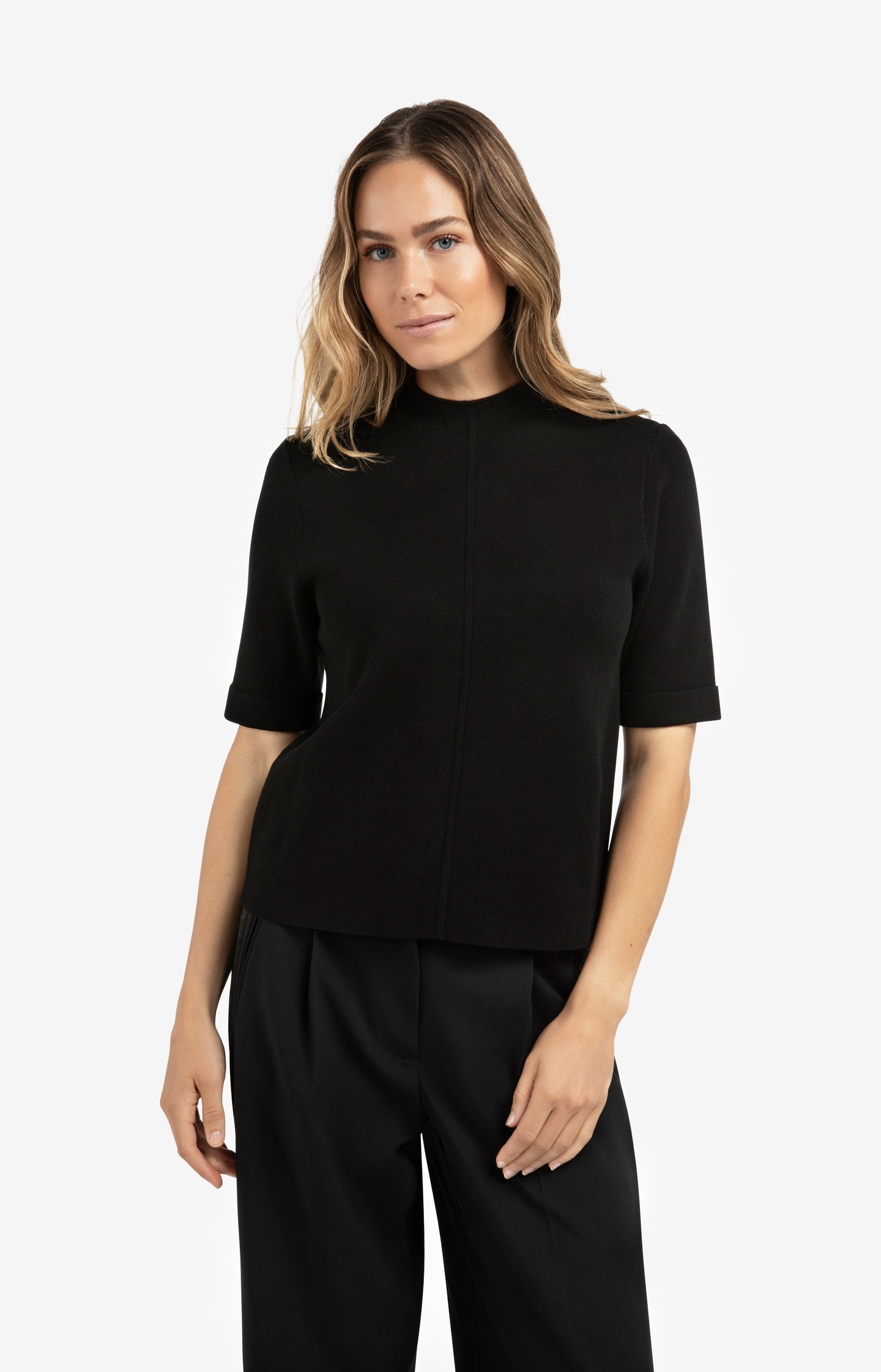 Fine knit sweater with back button detail and short sleeves