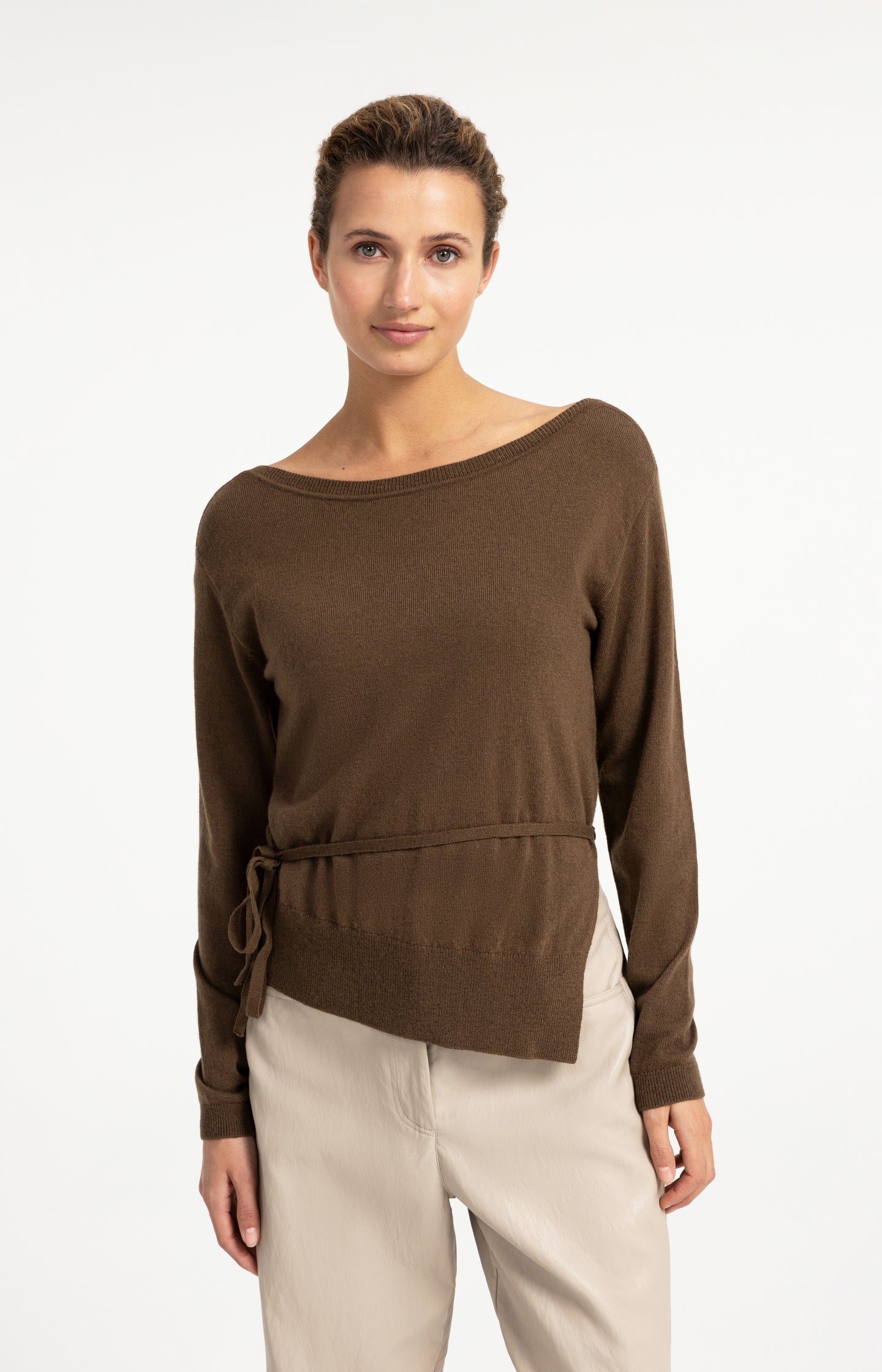 Fine-knit sweater with boat neckline and tie detail