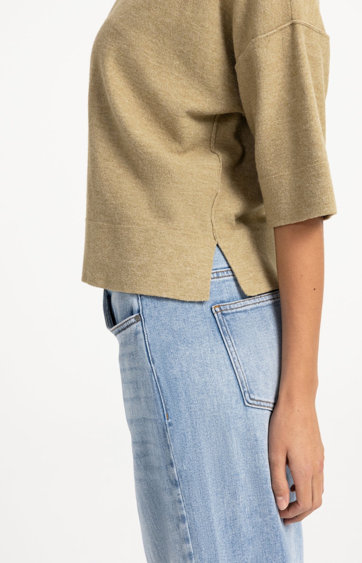 Fine knitted oversized T-shirt with half-length sleeves - Green