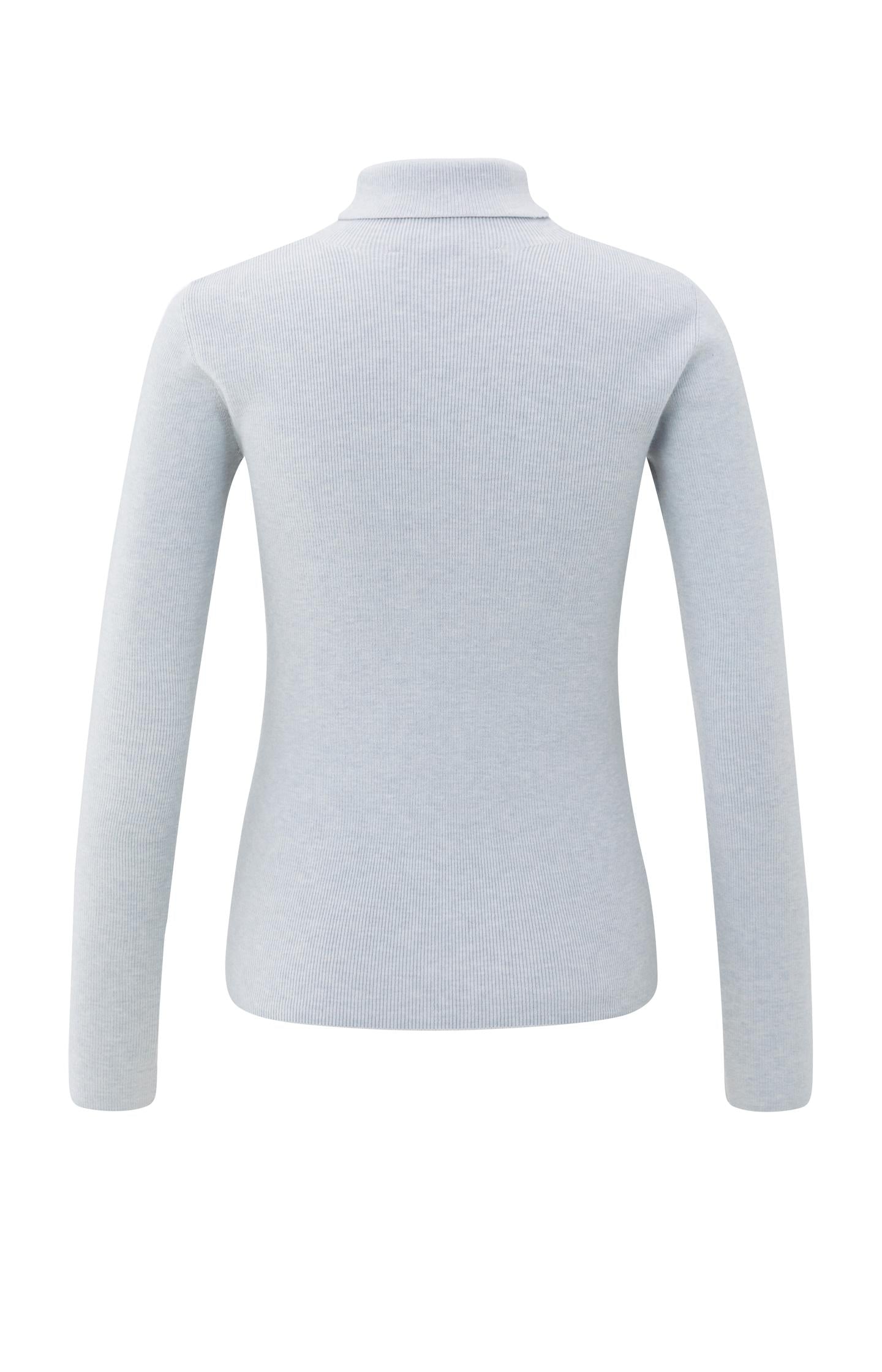 Fitted ribbed top with turtleneck