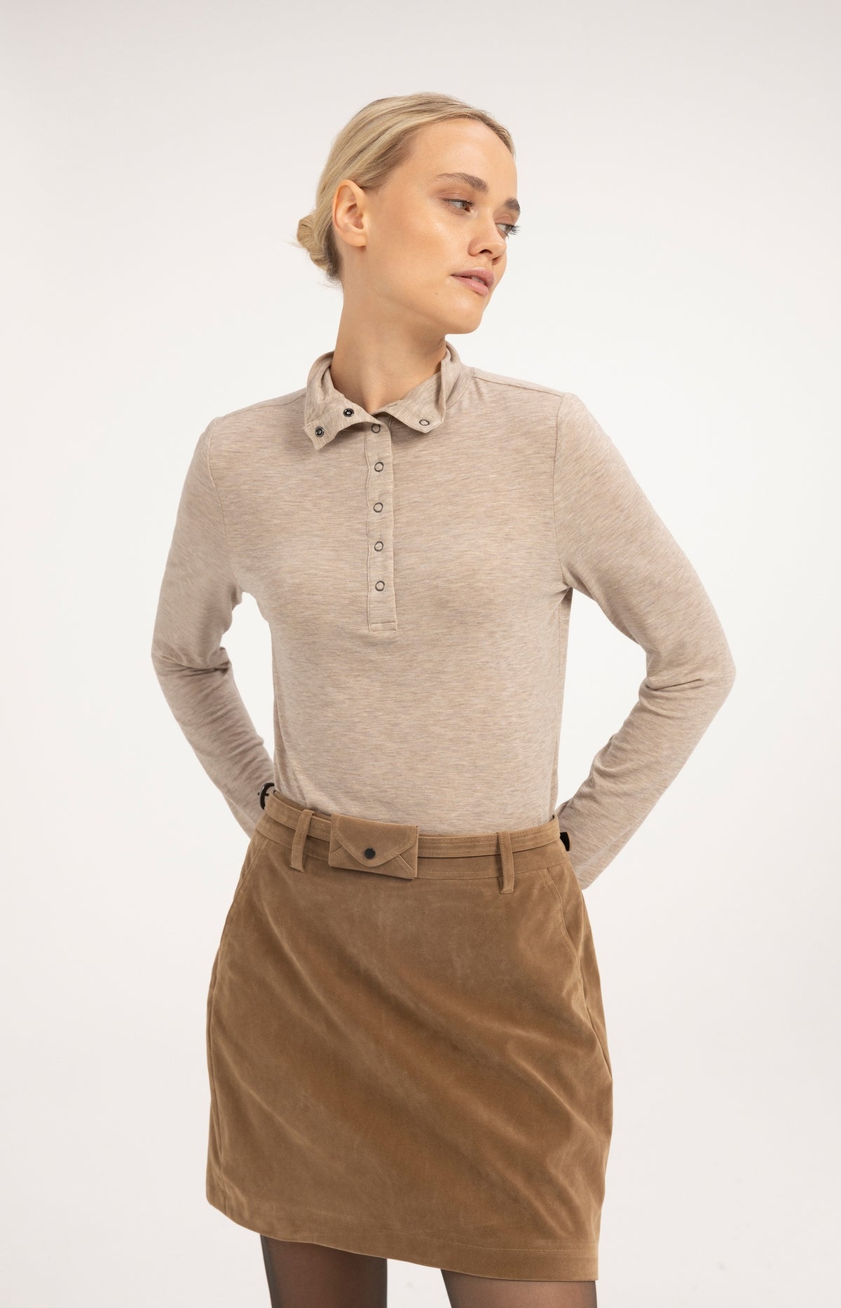 Fitted top with high neck and press buttons - Beige Melange