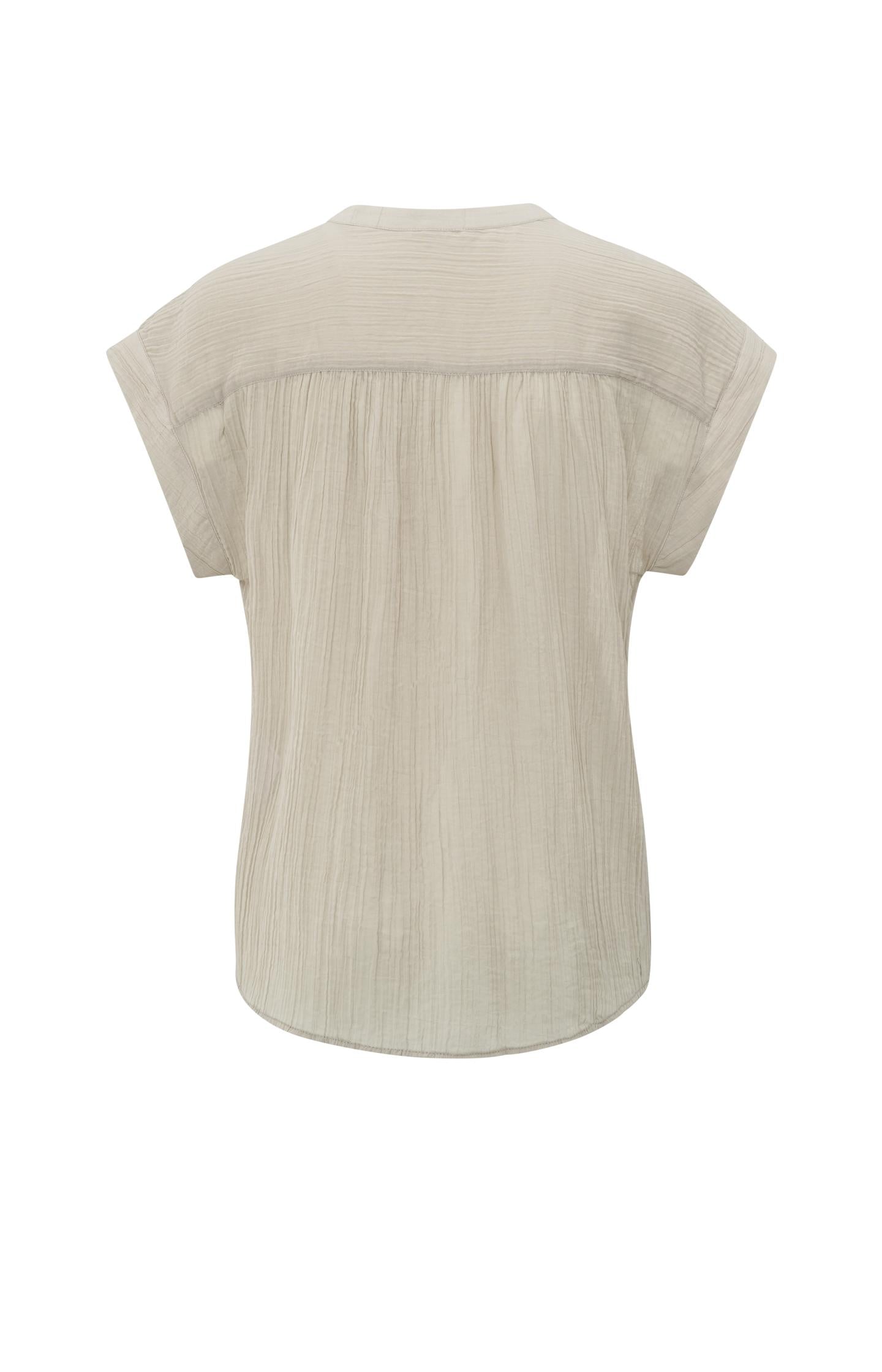 Flowy blouse with polo collar and cap sleeves