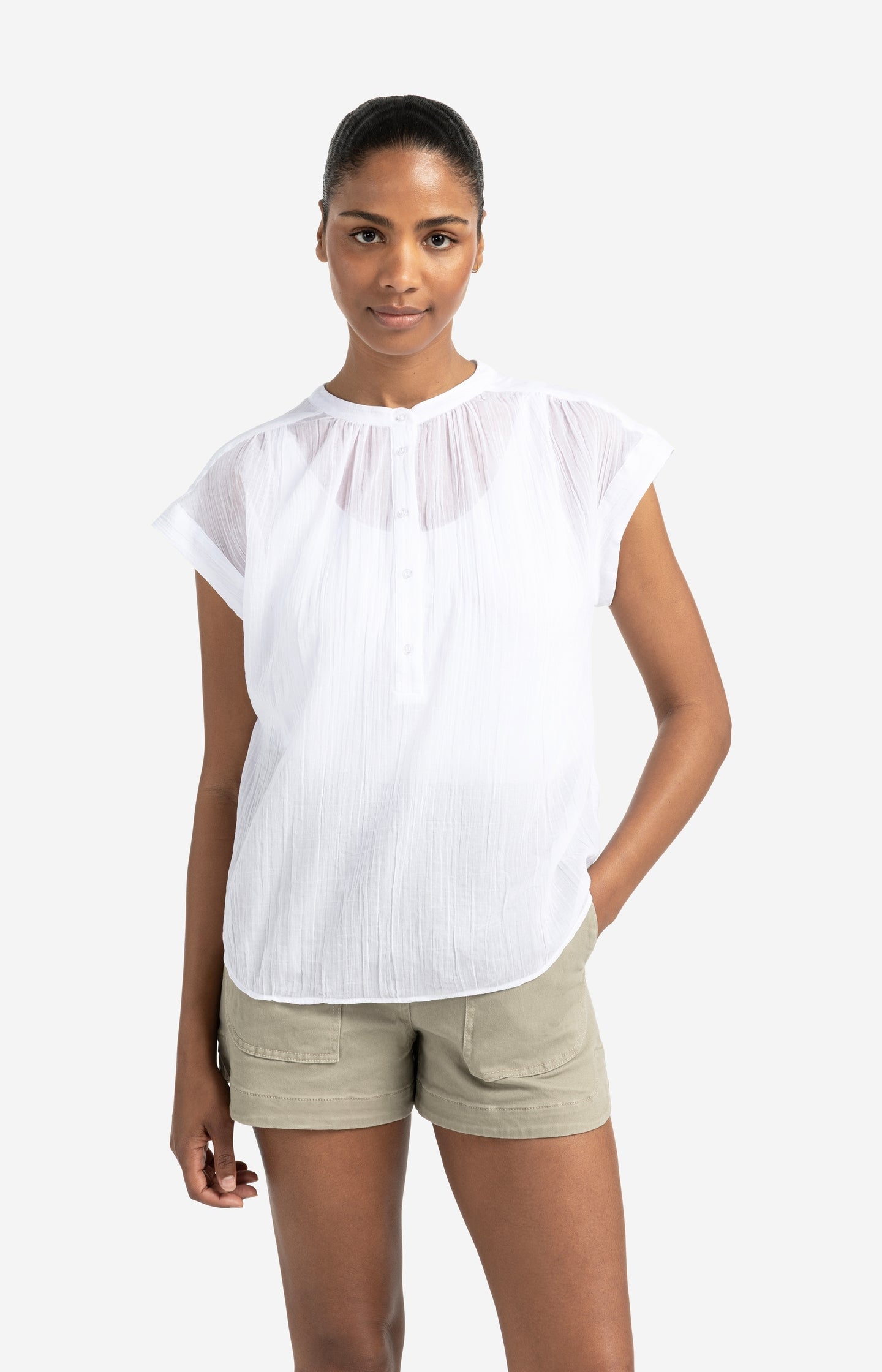 Flowy blouse with polo collar and cap sleeves