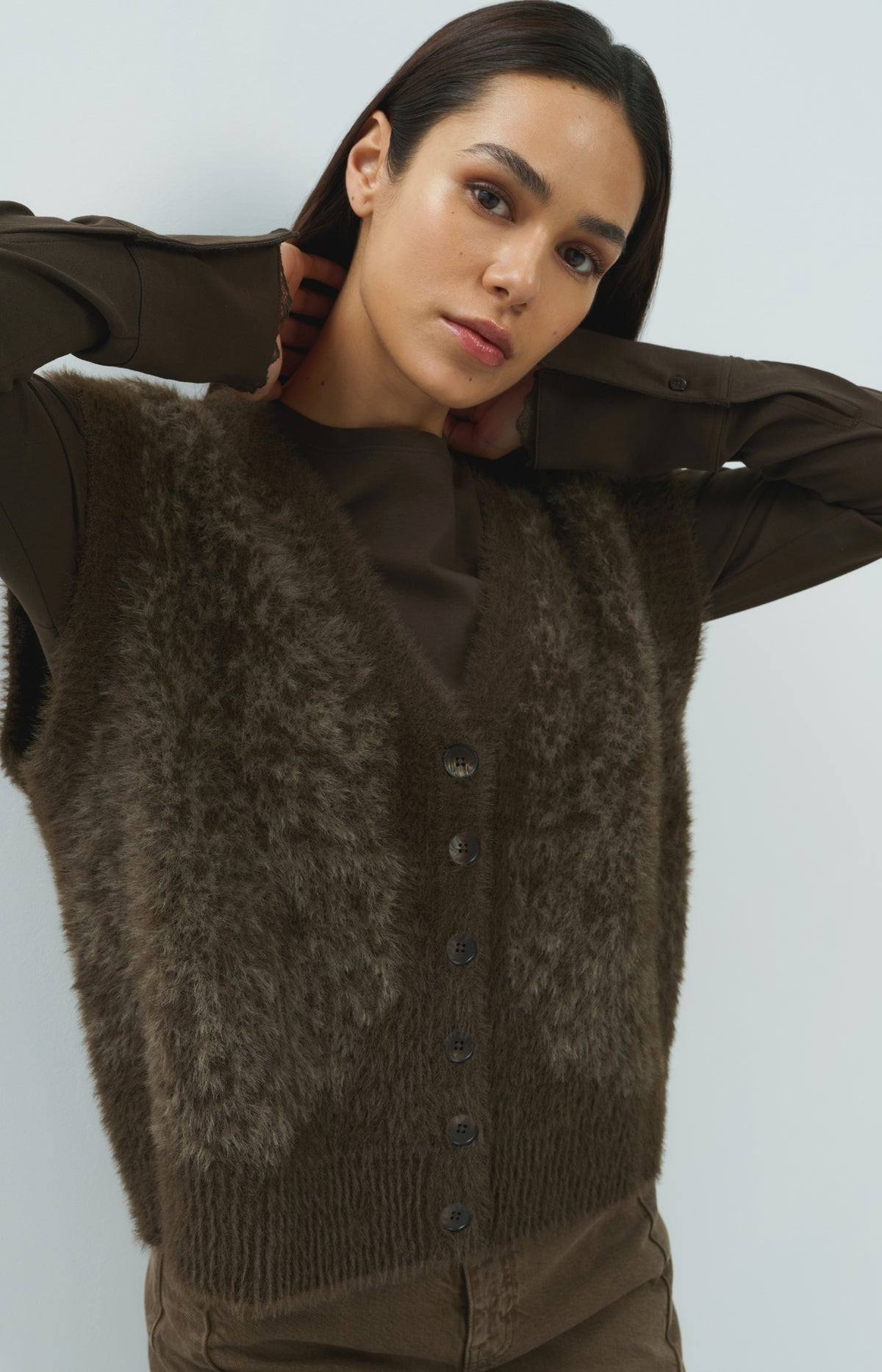 Fluffy knit vest with pattern