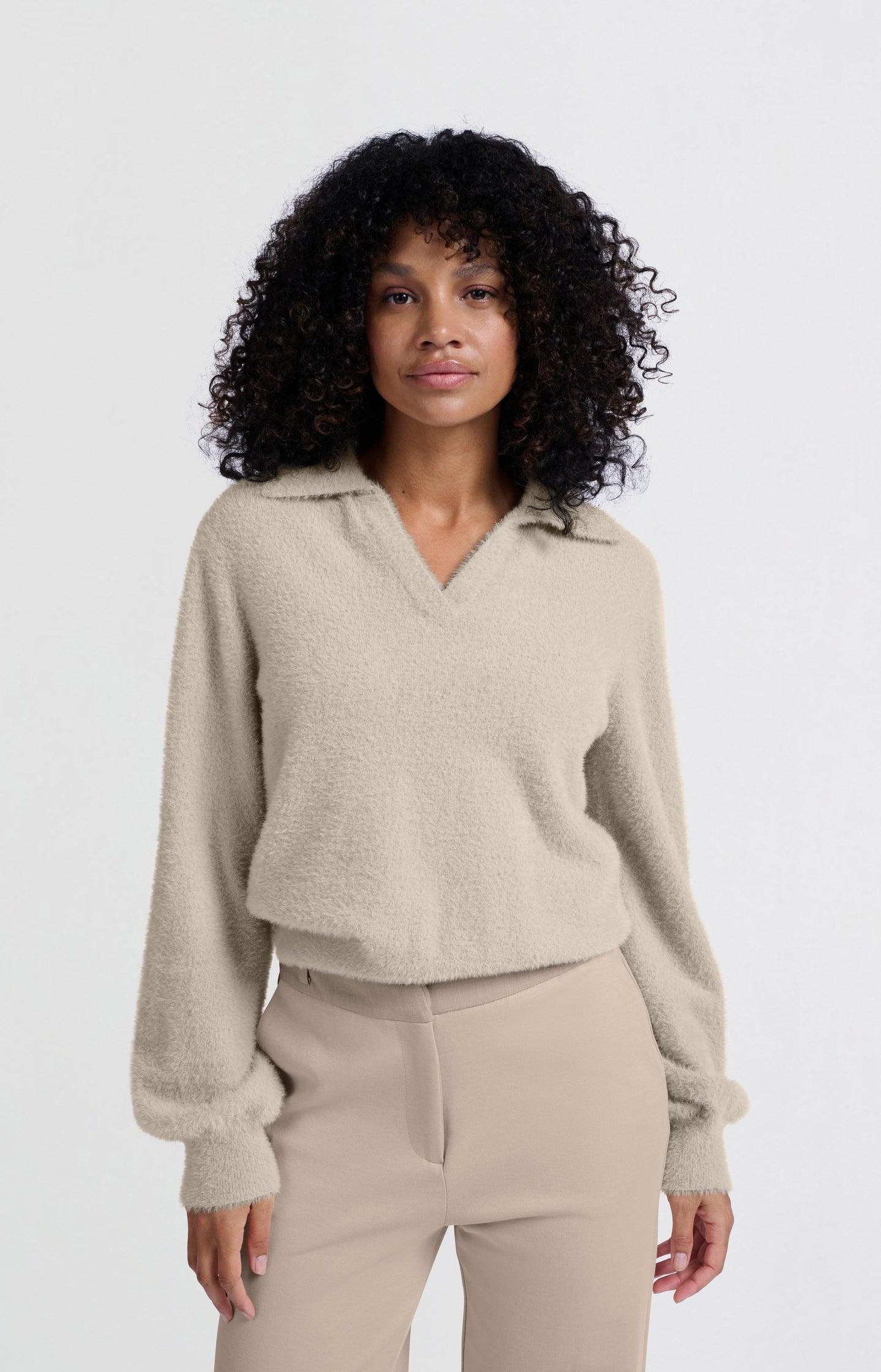 Fluffy polo sweater with classic collar and V-neck