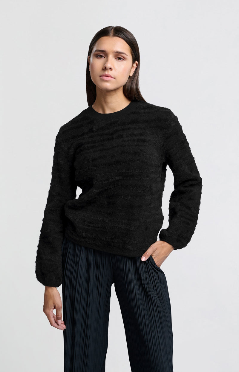 Fluffy sweater with round neckline and subtle stripes