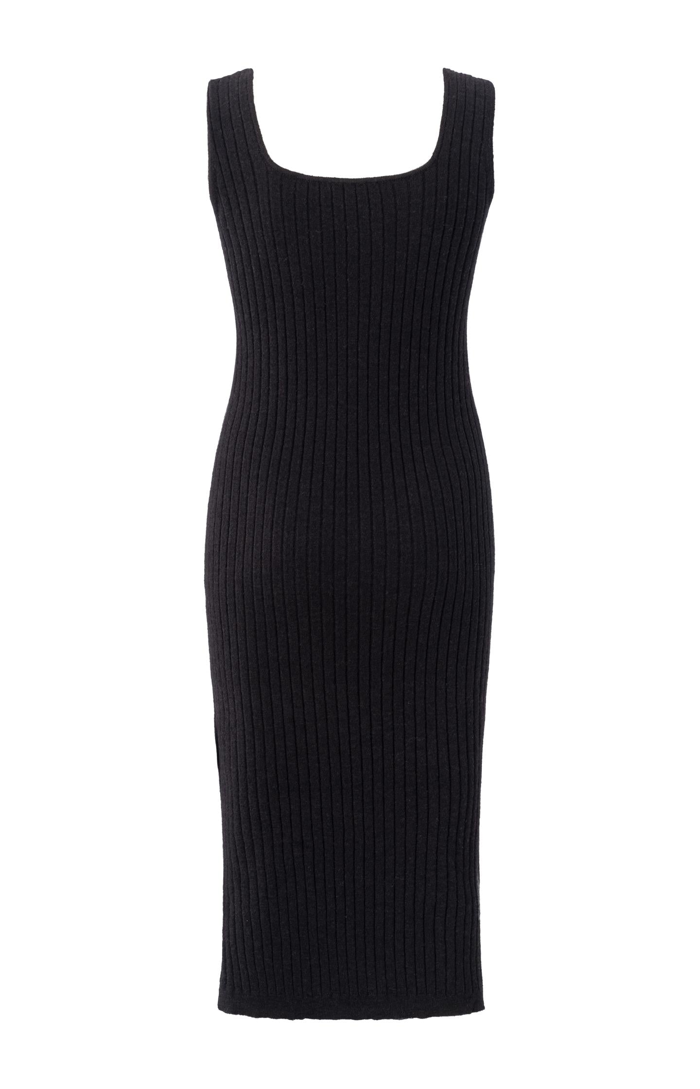 Knitted dress with square neckline and slim fit