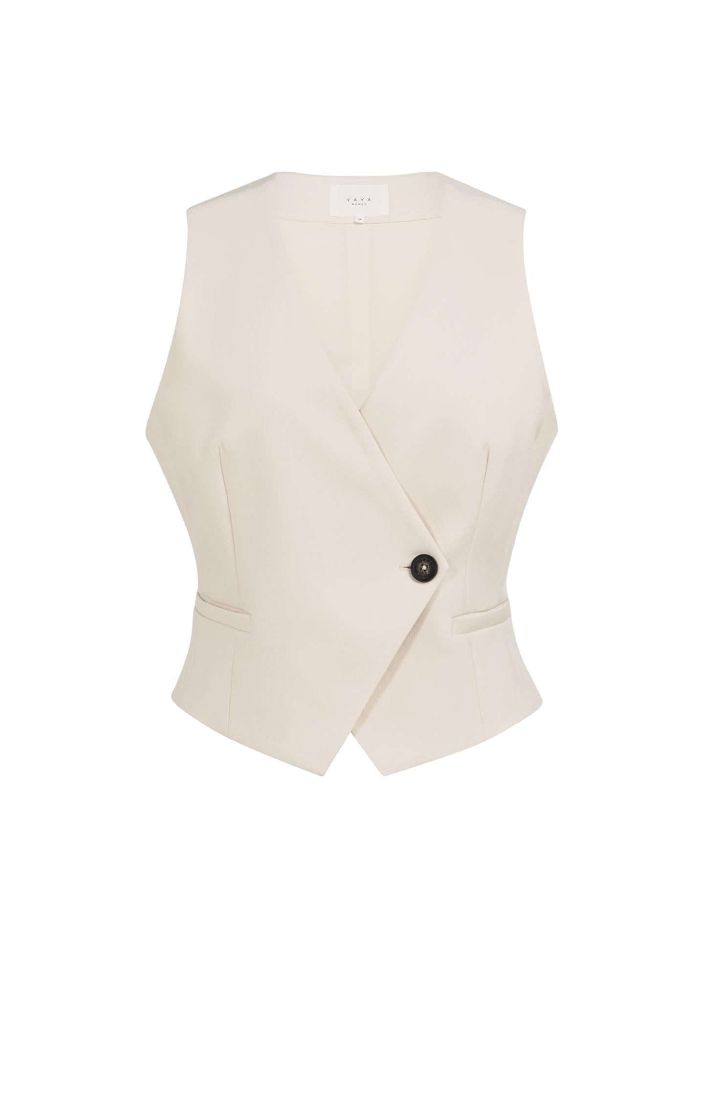 Gilet with asymmetrical closure - Type: product