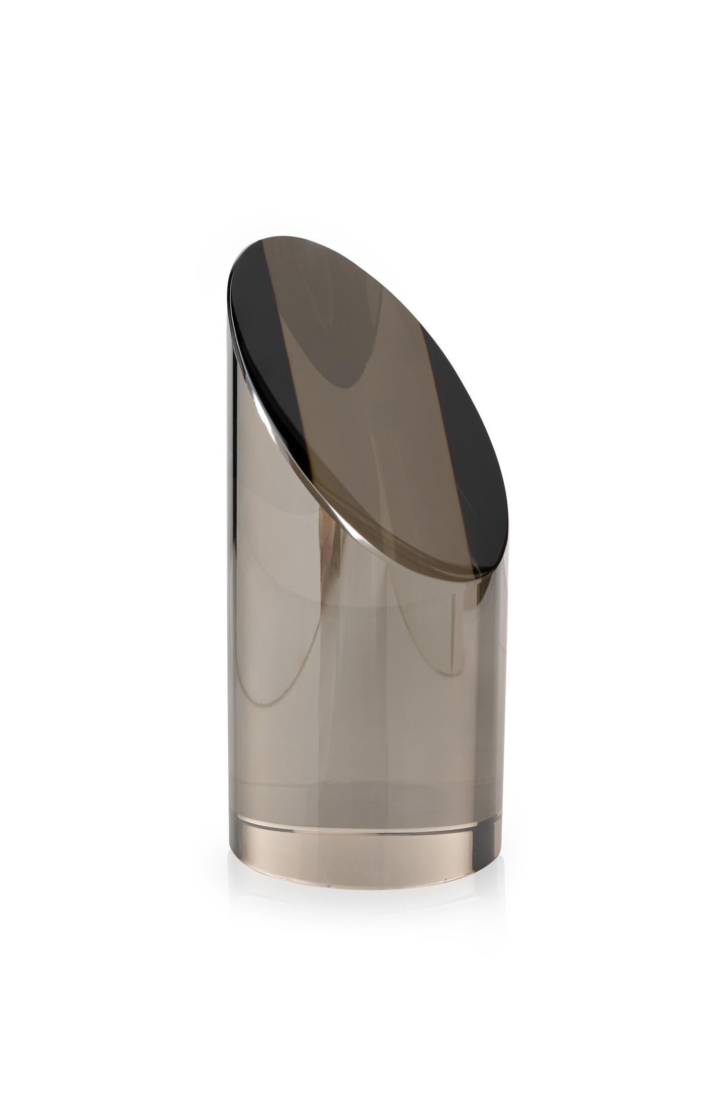 Glass sculpture with slanted top - Type: product