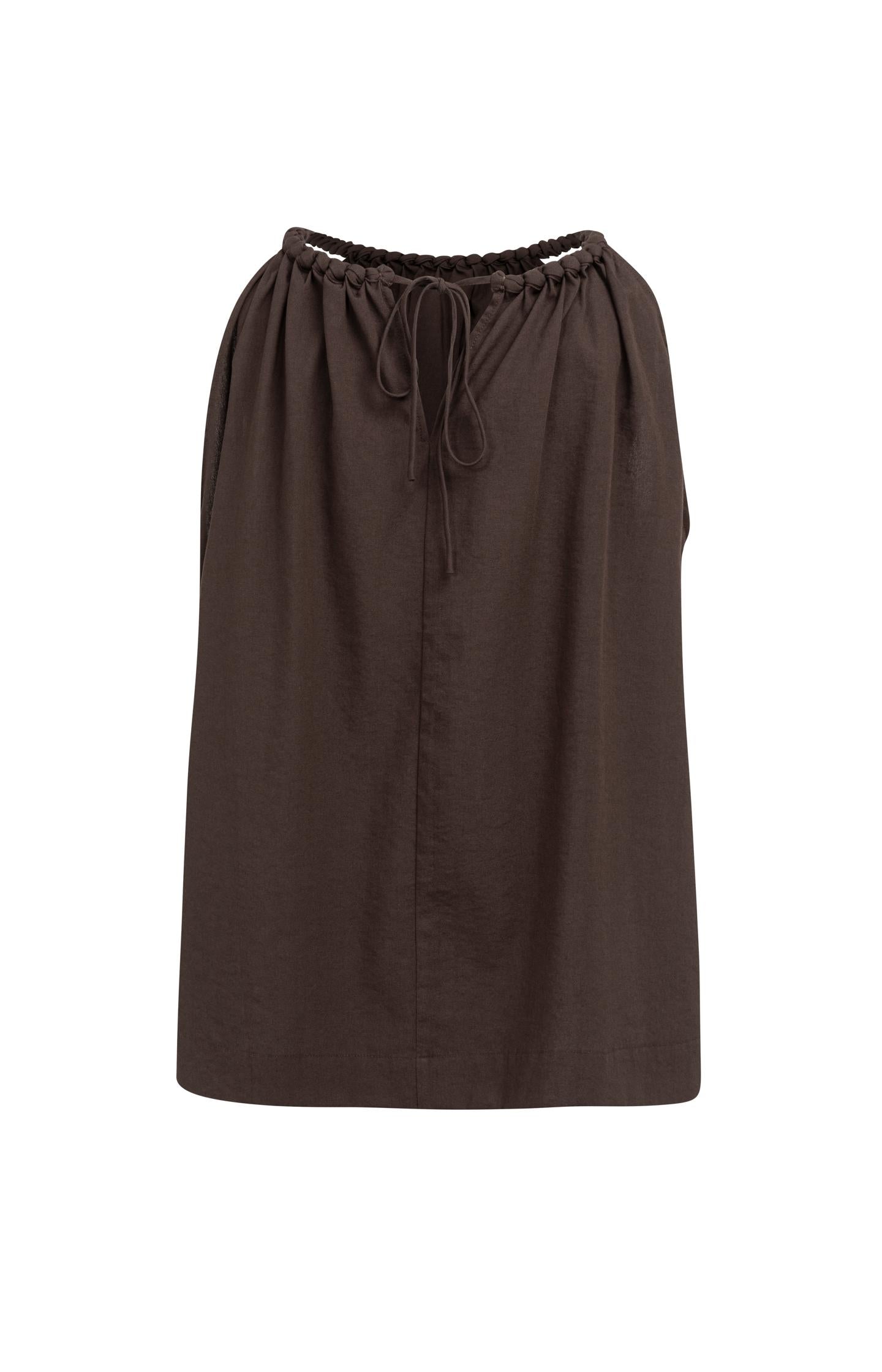 Halter top with braided neckline and tie detail - Type: video