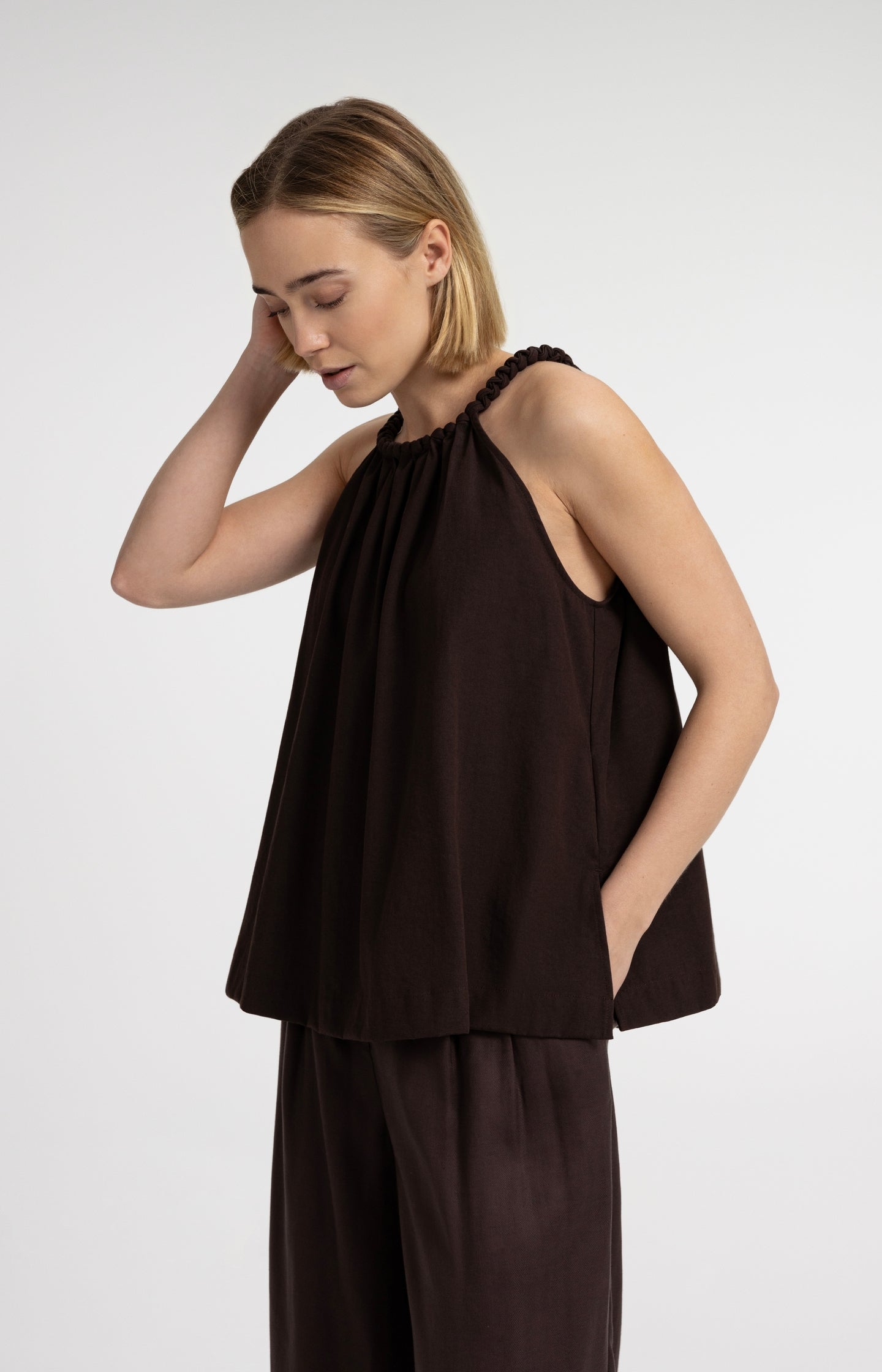 Halter top with braided neckline and tie detail - Type: video