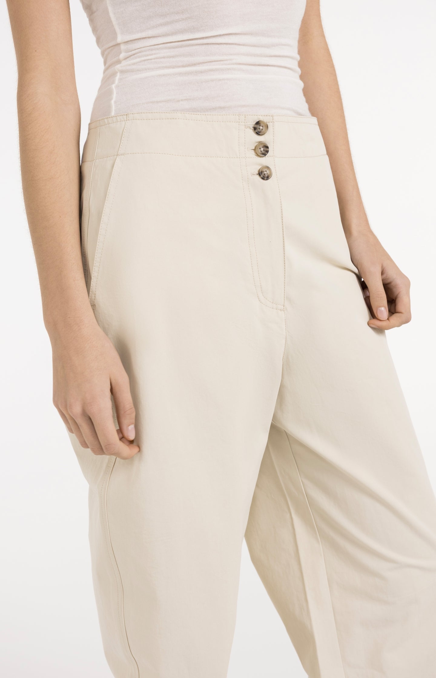 High waist barrel trousers with button detail