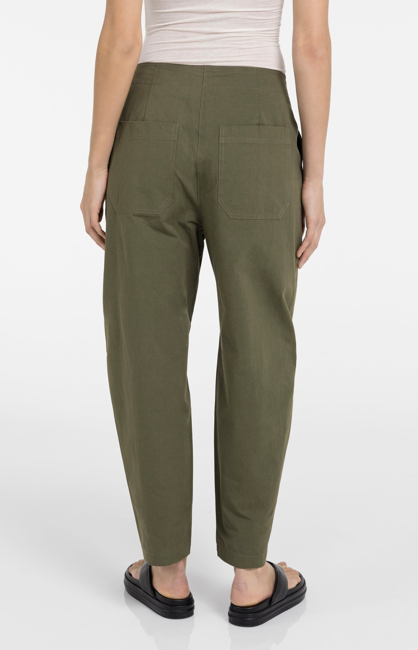High waist barrel trousers with button detail