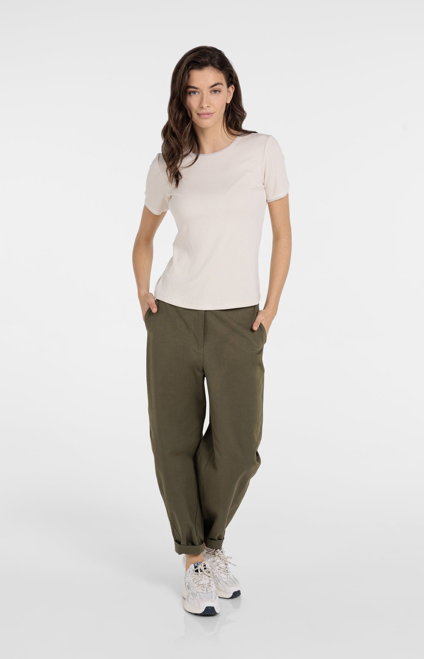 High waist barrel trousers with button detail