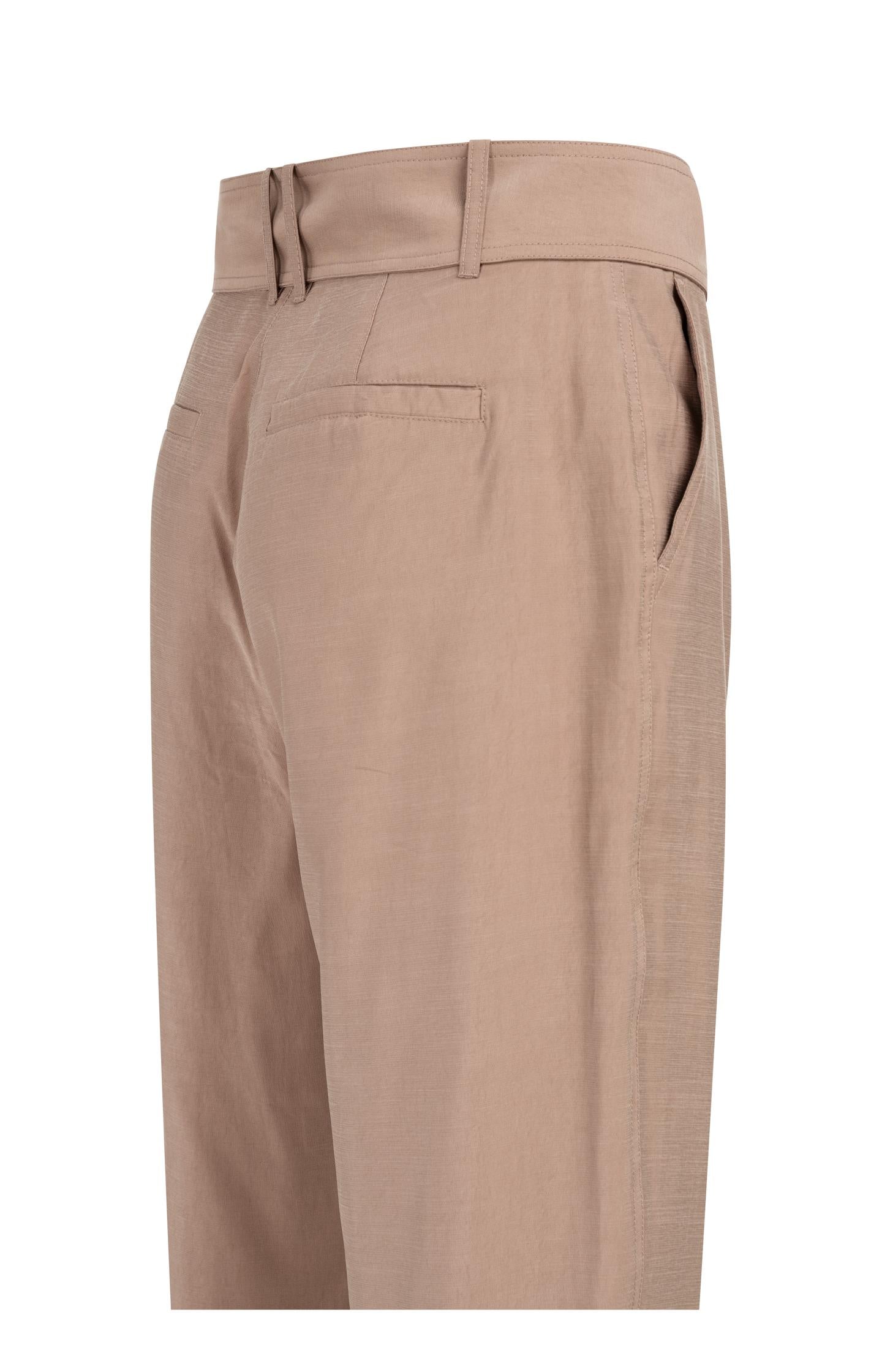 High waist trousers with strap details at the bottom hem