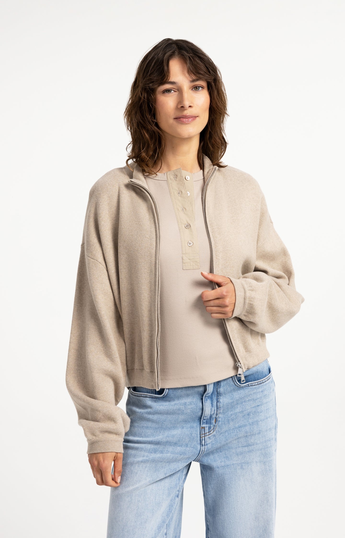 Jacquard knitted cardigan with zip closure