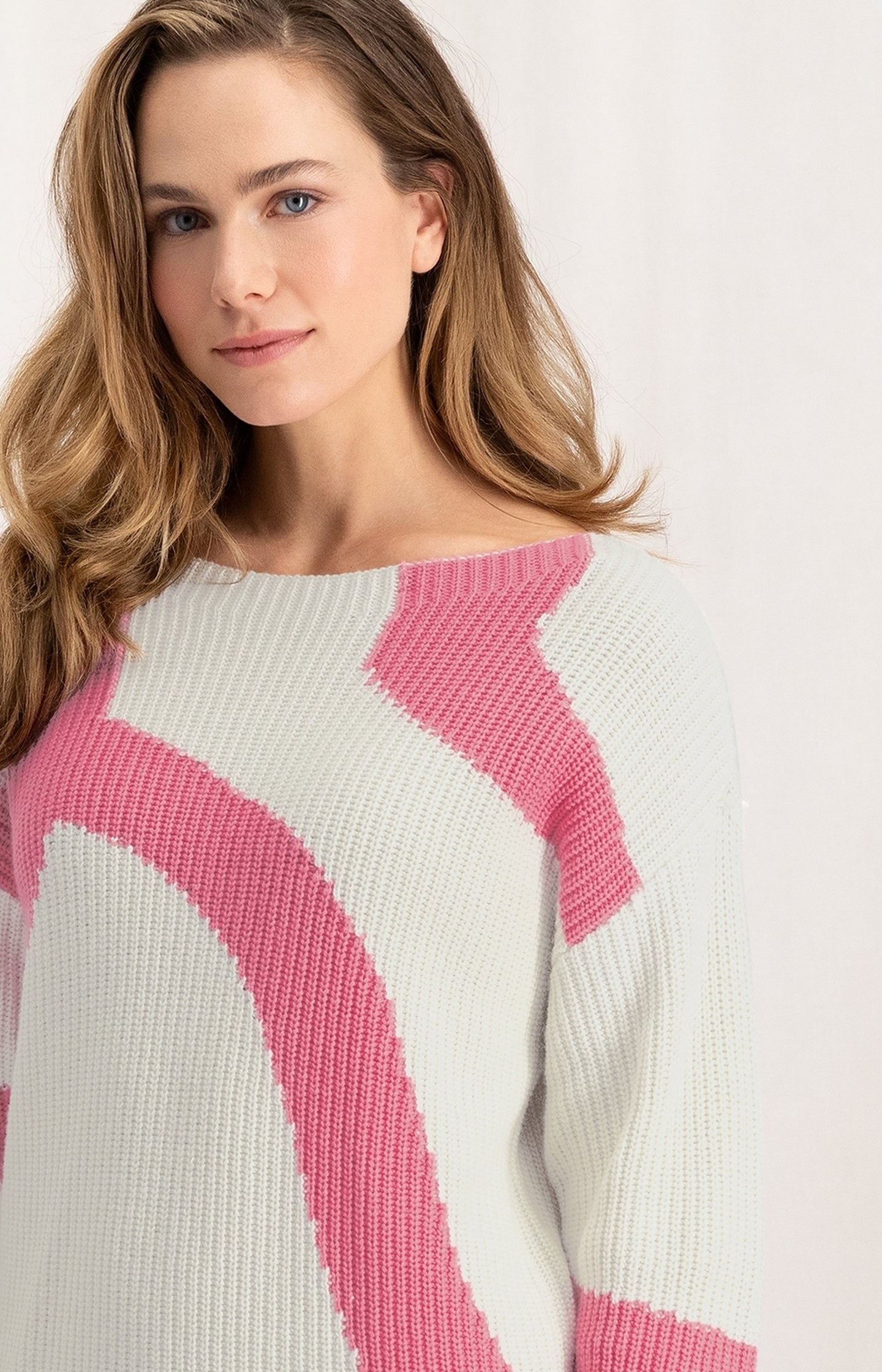 Jacquard sweater with boatneck and long sleeves