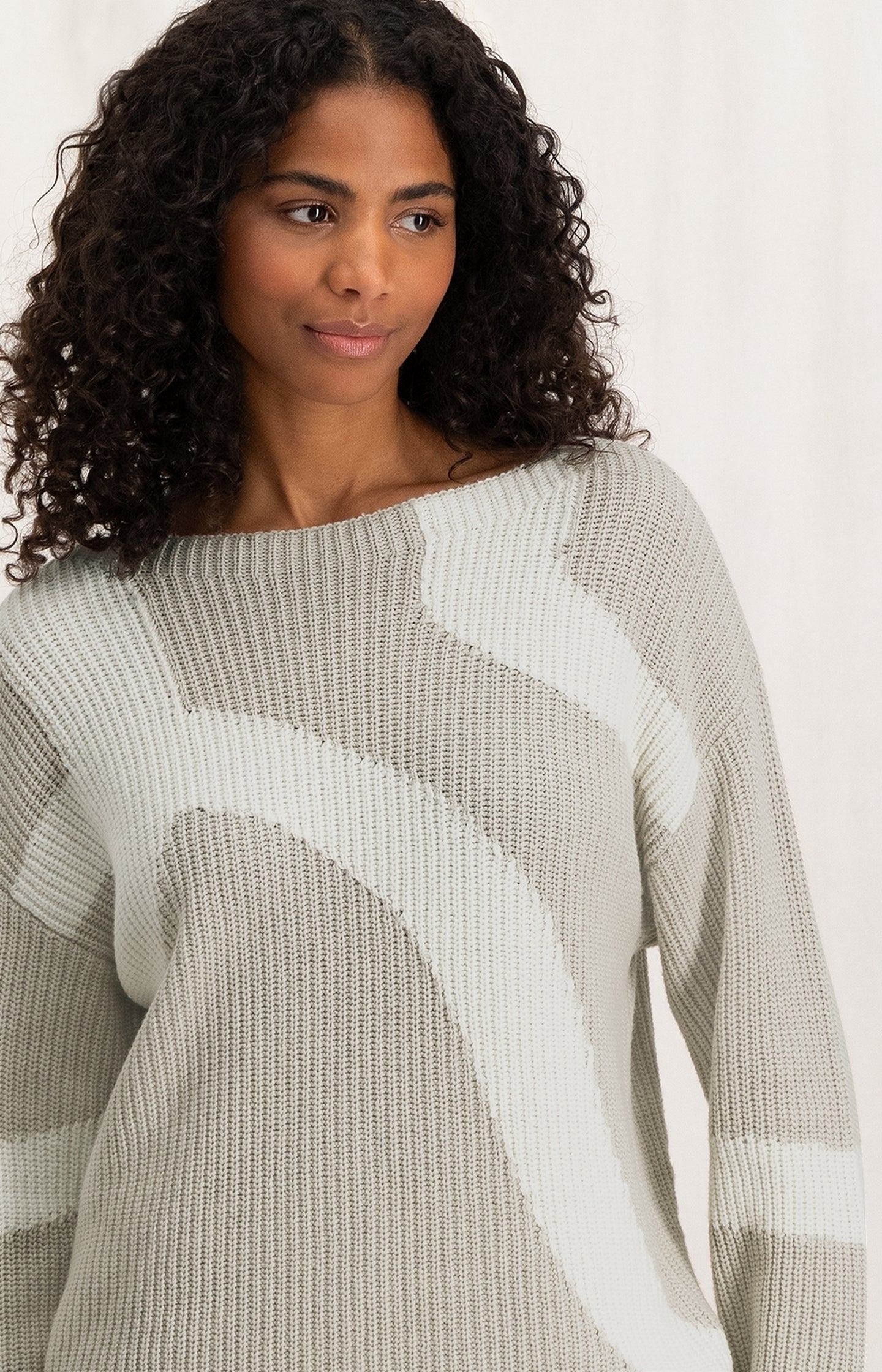 Jacquard sweater with boatneck and long sleeves