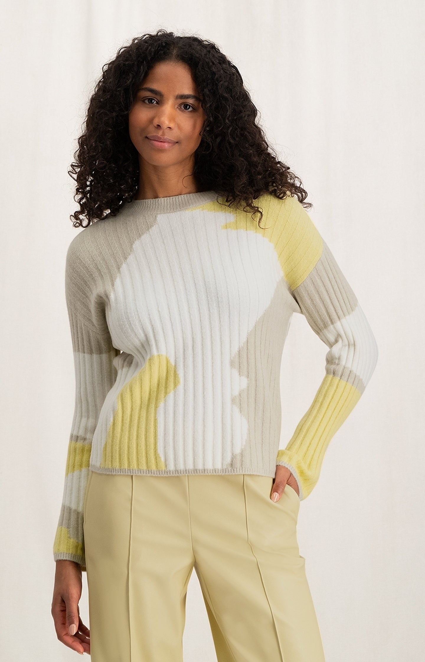 Jacquard sweater with crewneck, long sleeves and rib details