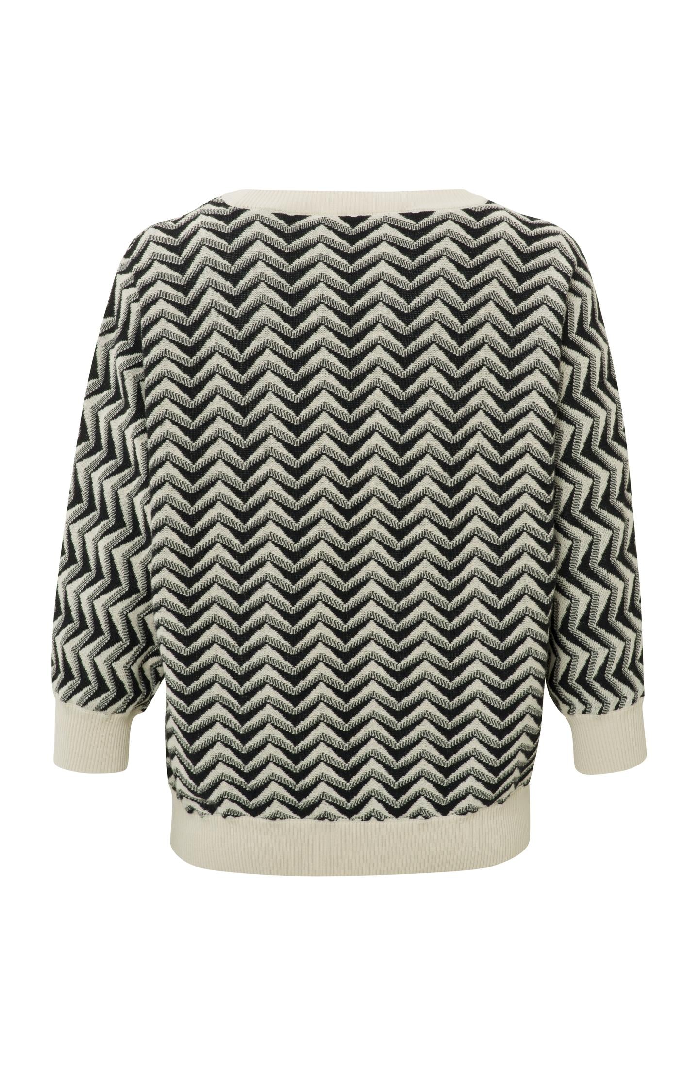 Jacquard sweater with round neck, 7/8 sleeves and print